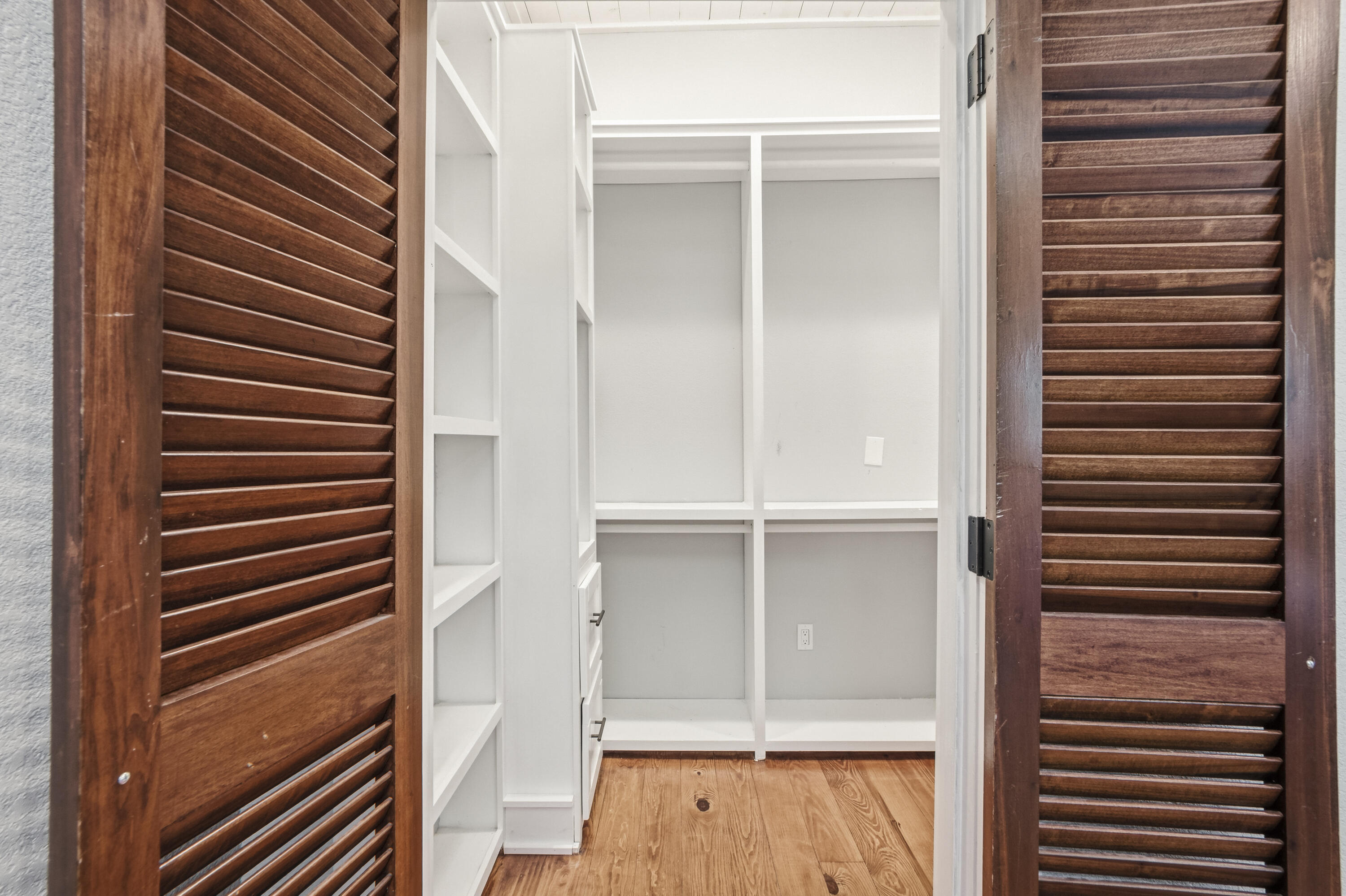 DAUGHETTES AMENDED - Residential