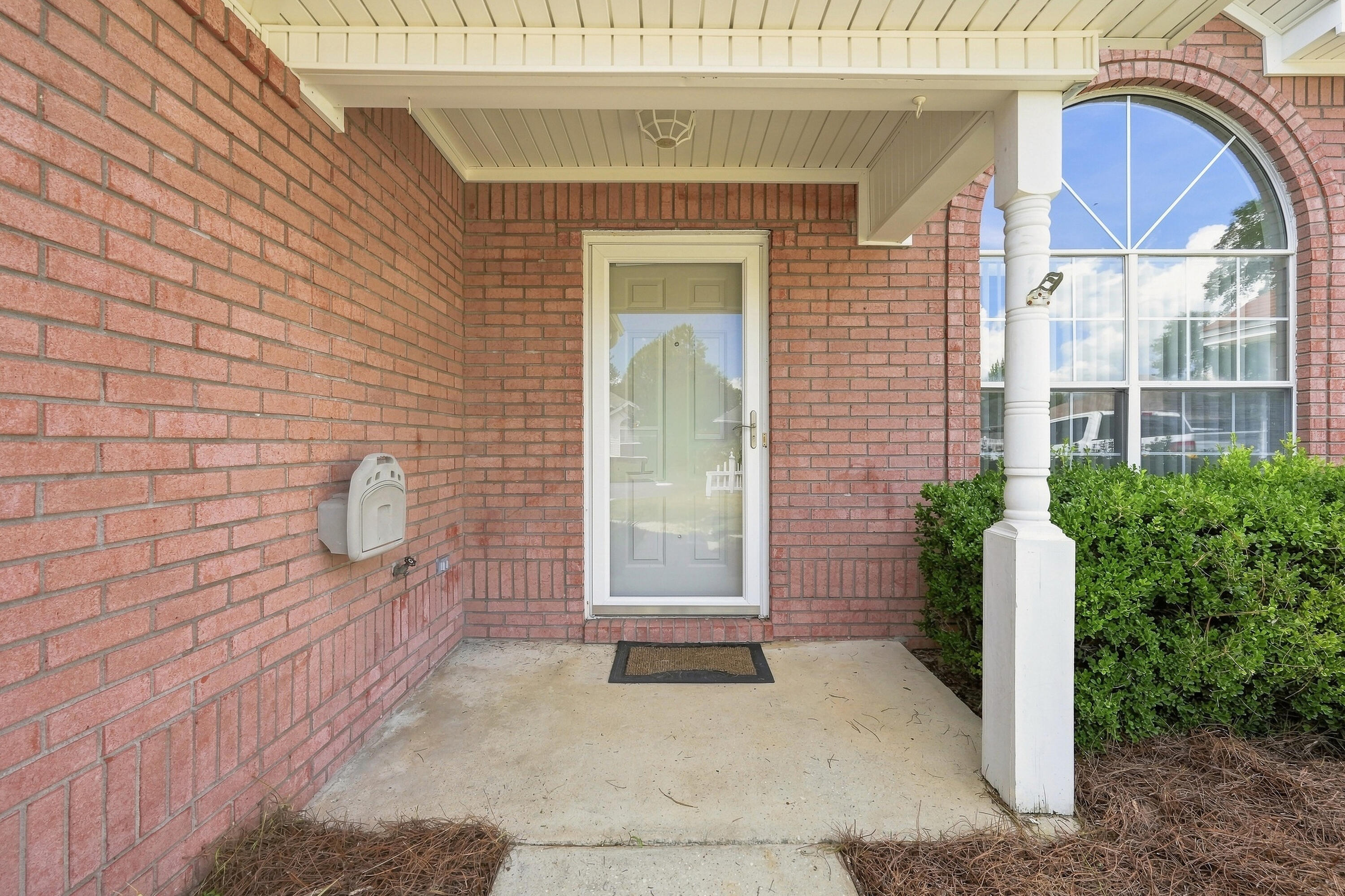 ROANOKE VILLAGE S/D - Residential