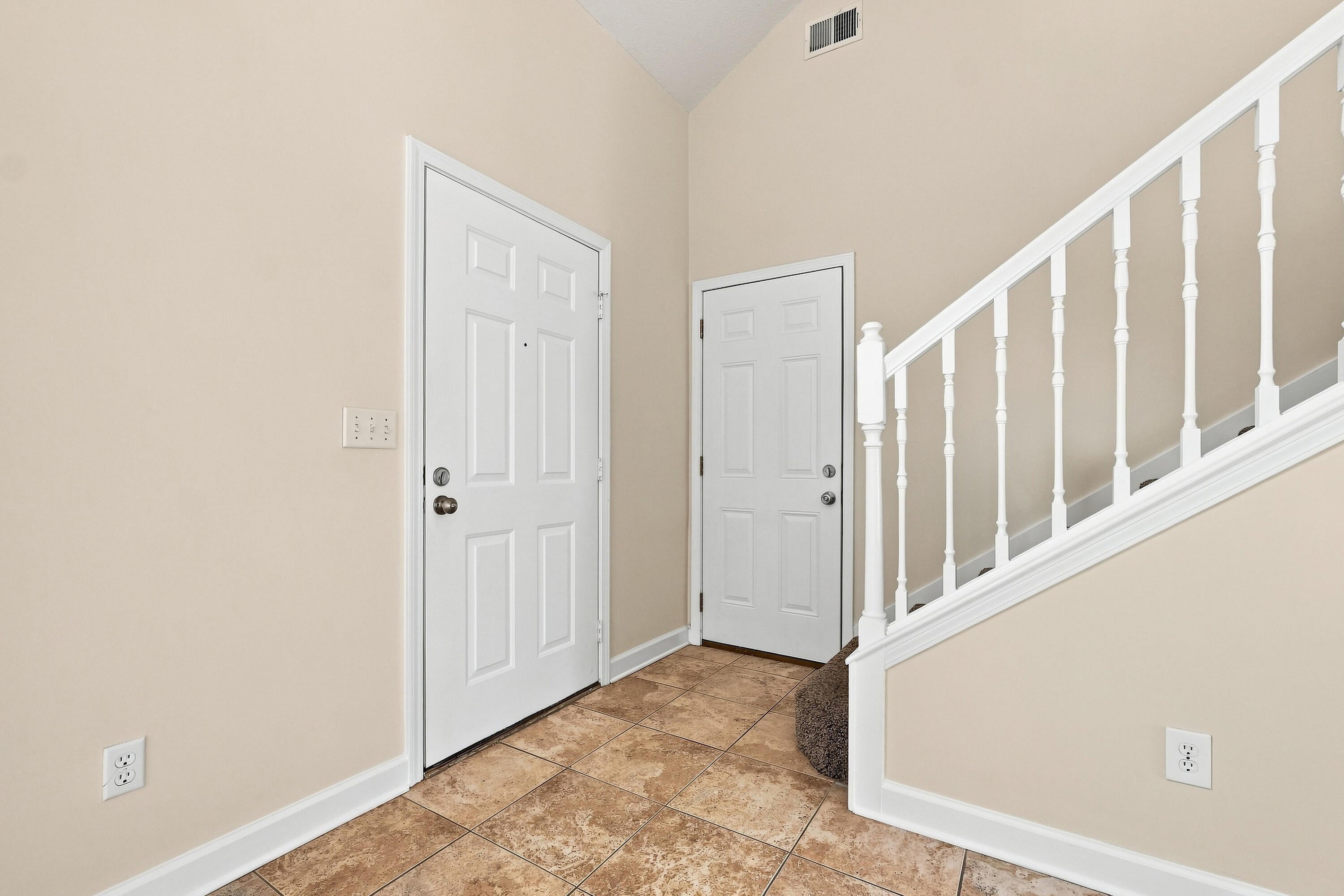 ROANOKE VILLAGE S/D - Residential