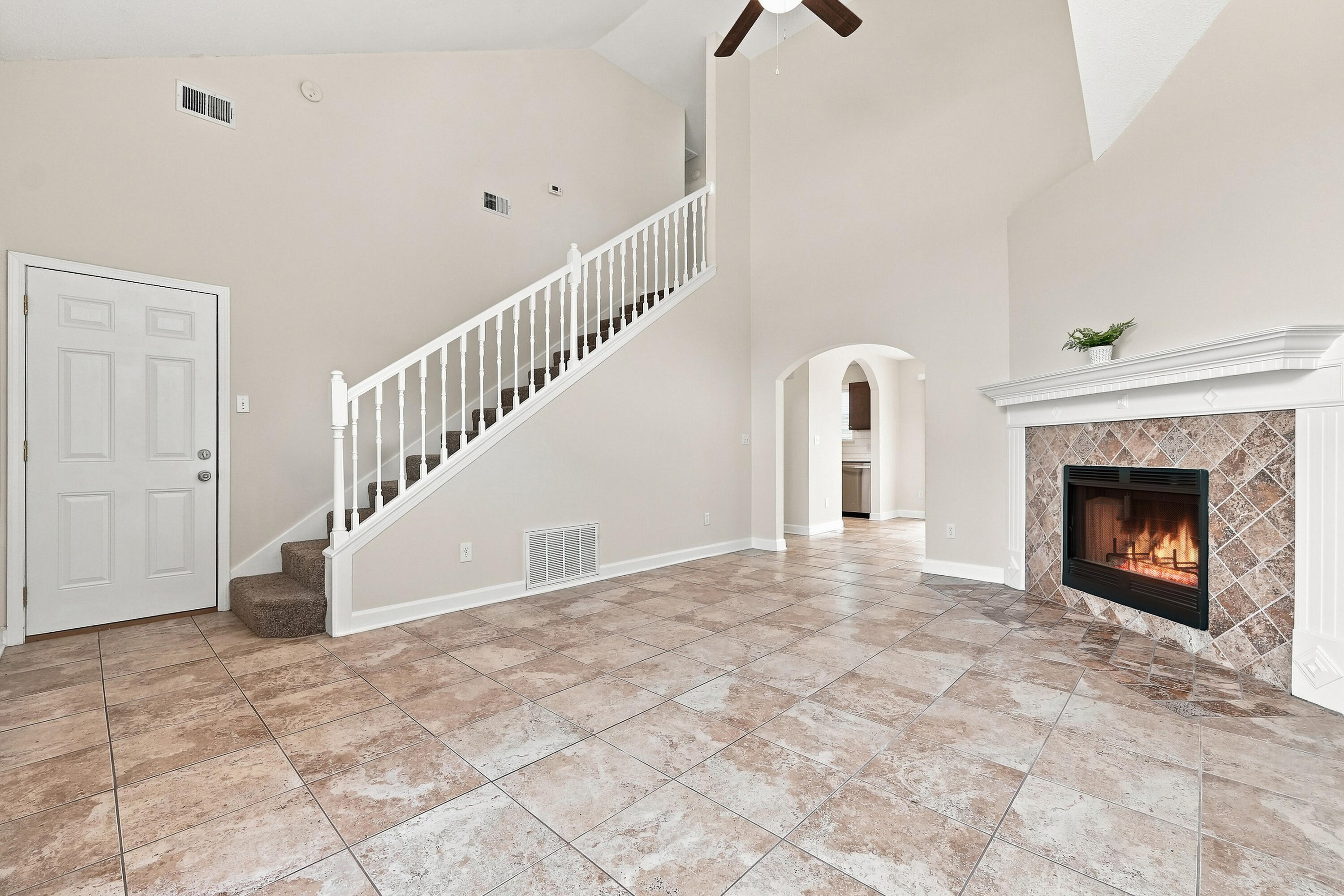 ROANOKE VILLAGE S/D - Residential
