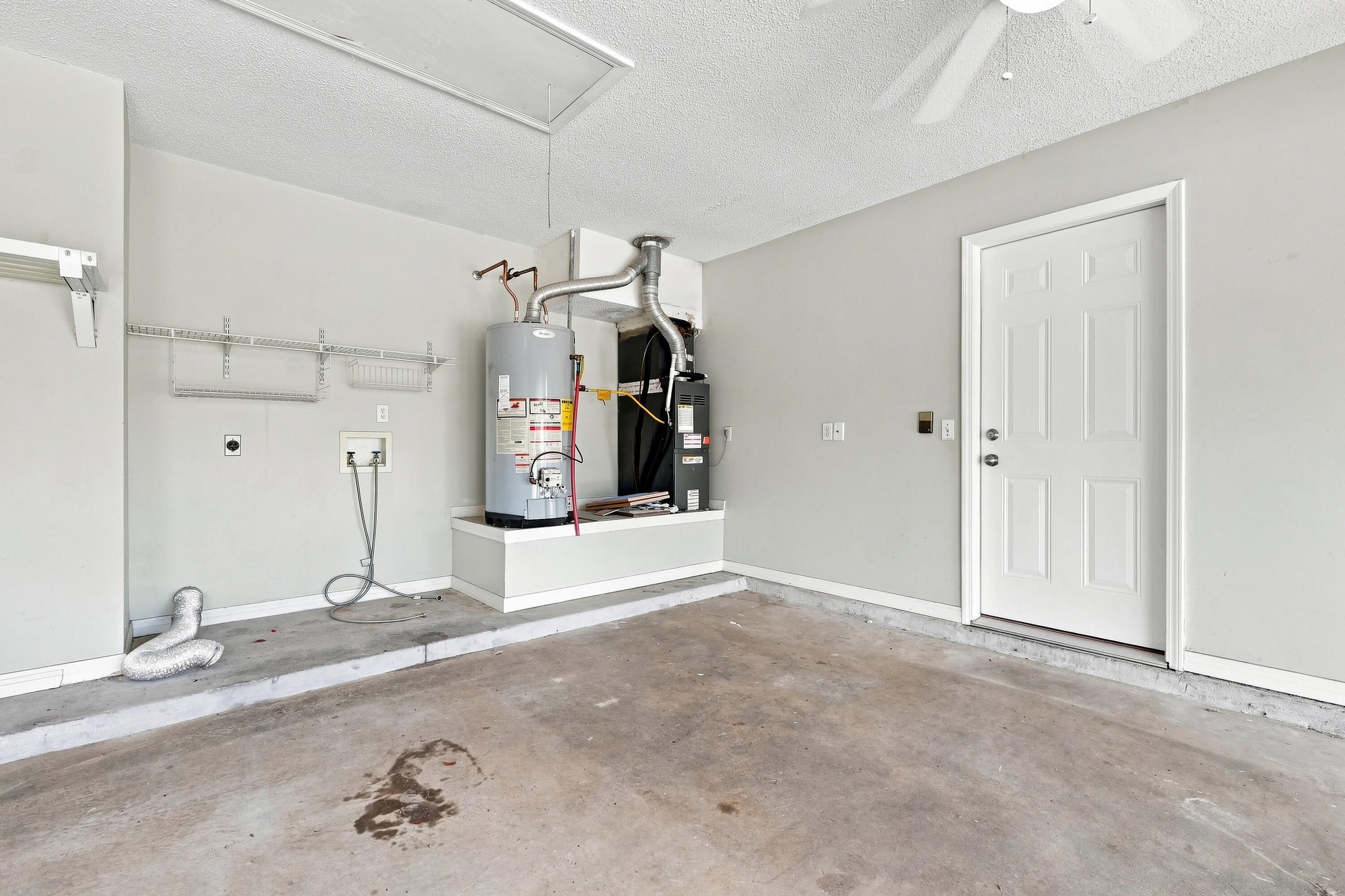 ROANOKE VILLAGE S/D - Residential