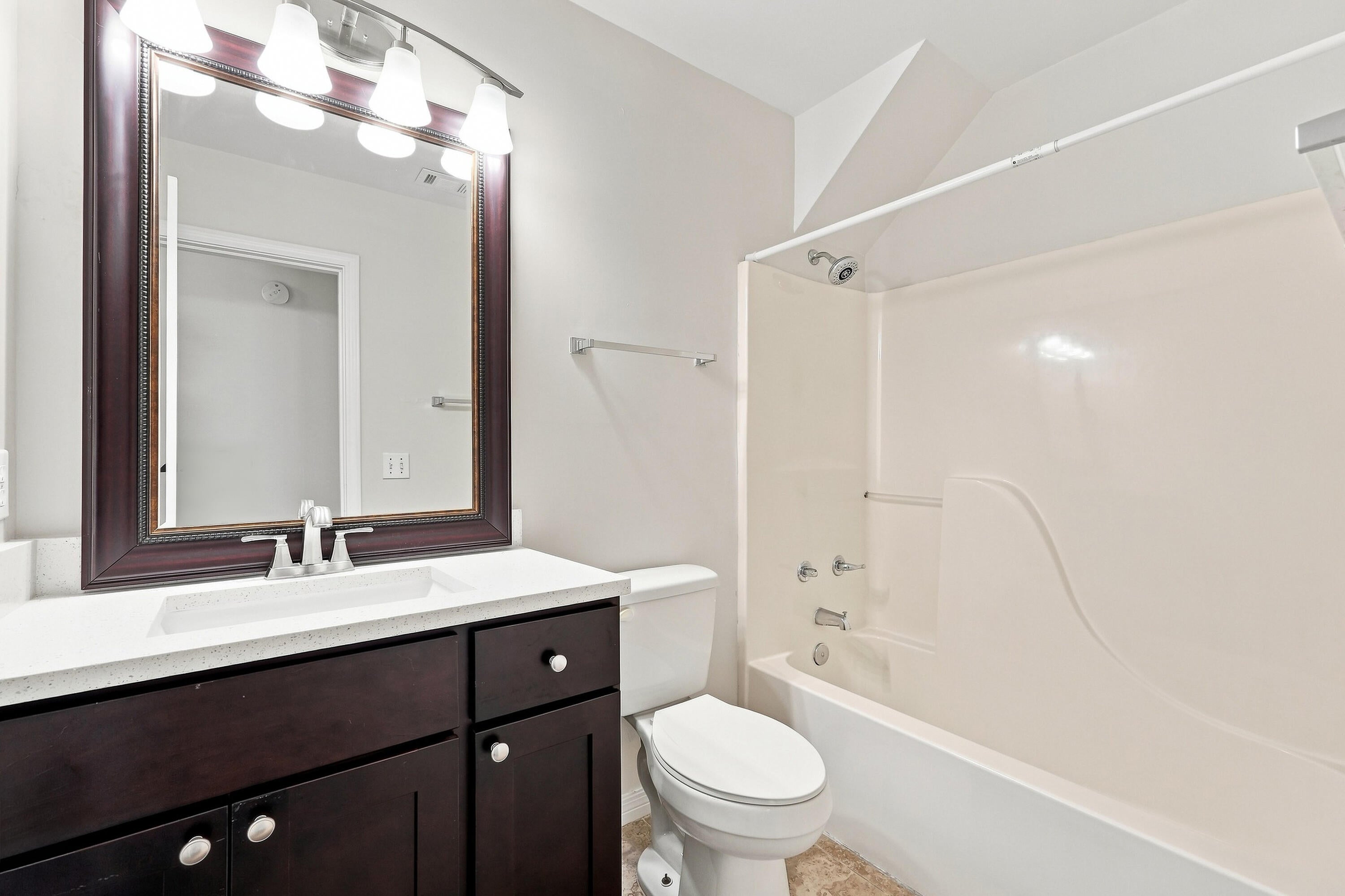 ROANOKE VILLAGE S/D - Residential