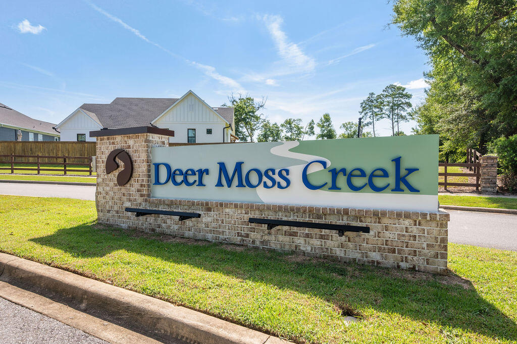 DEER MOSS CREEK - Residential