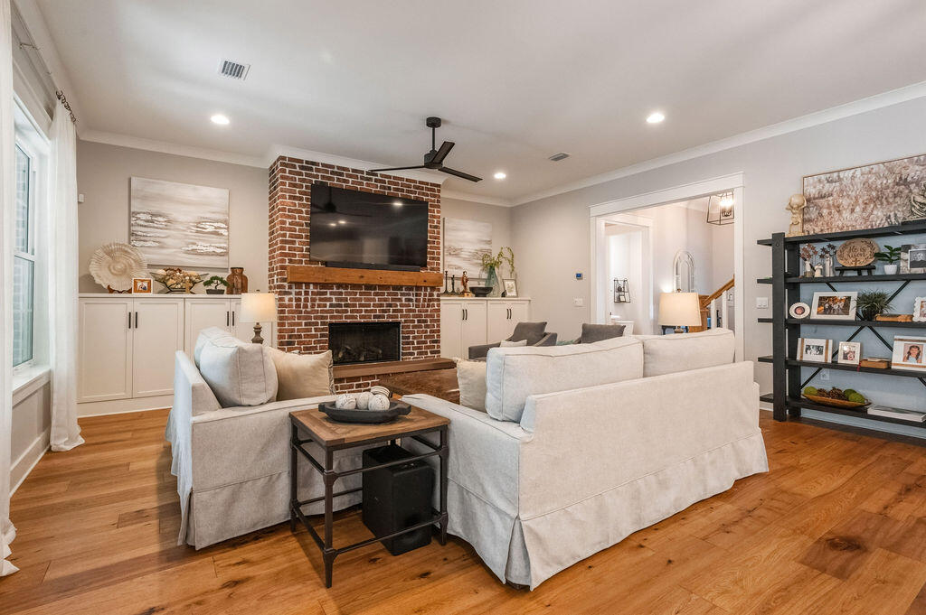 DEER MOSS CREEK - Residential