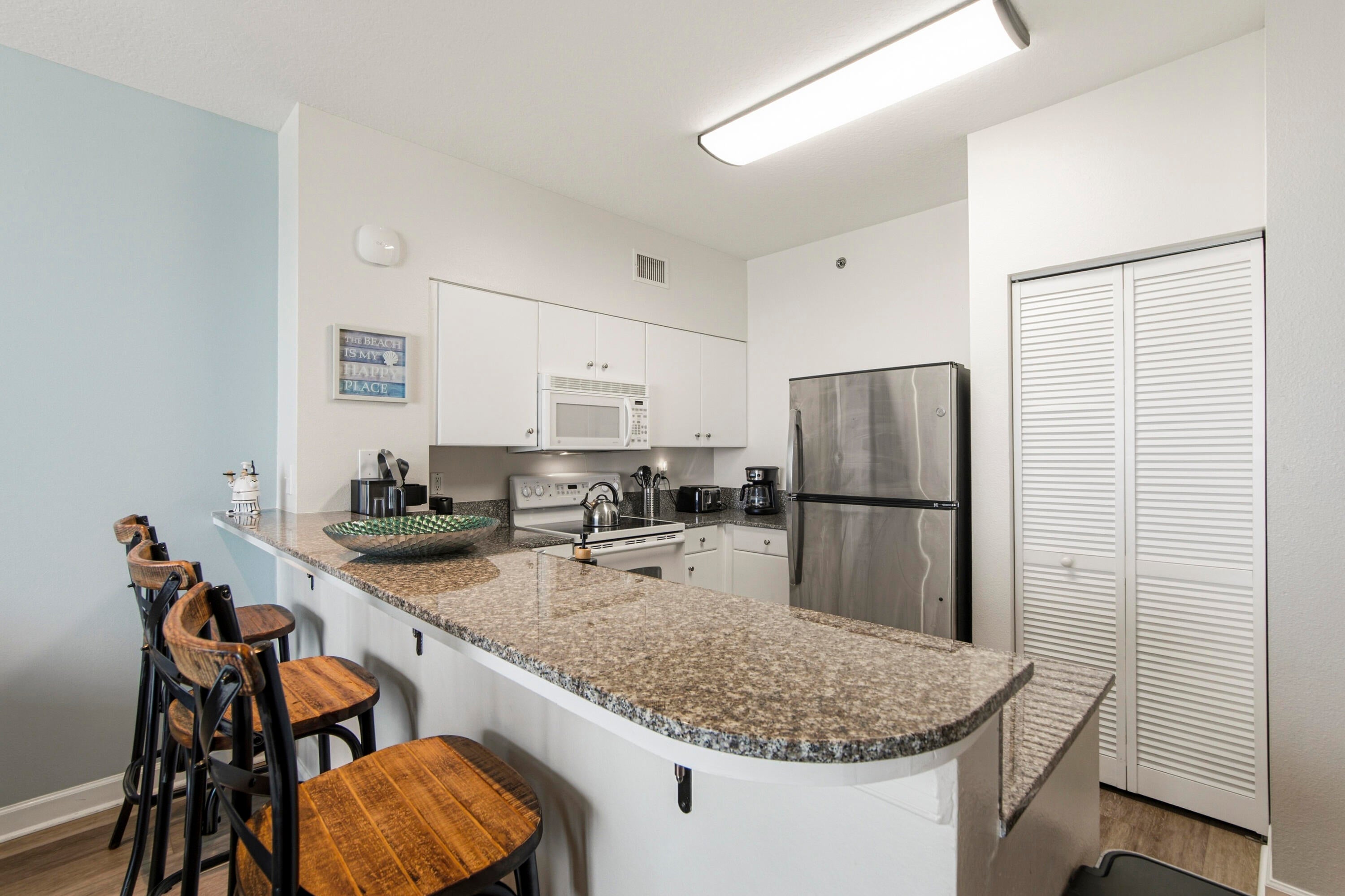 SHORES OF PANAMA II - Residential