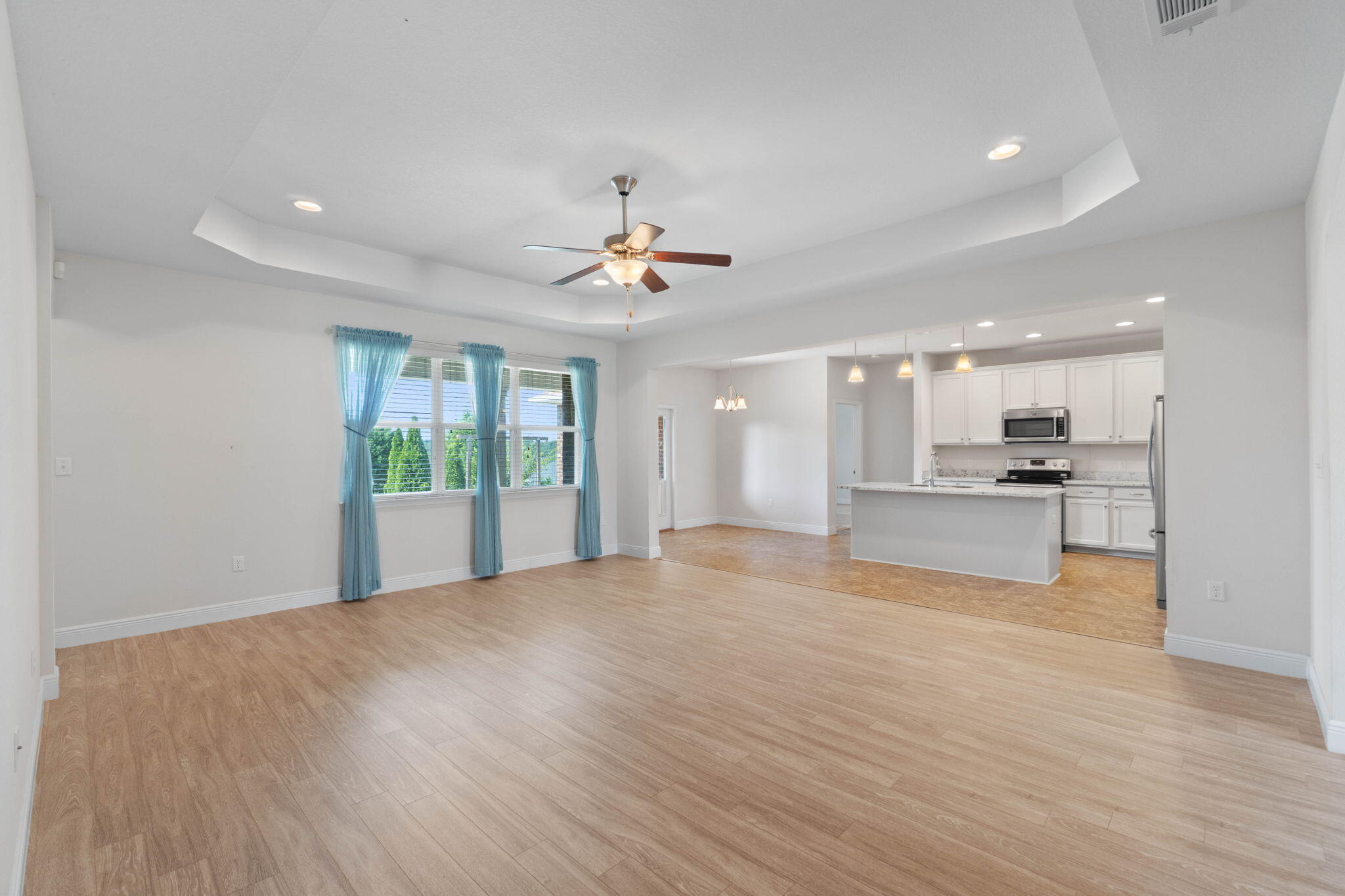 CARNEGIE HILLS - Residential