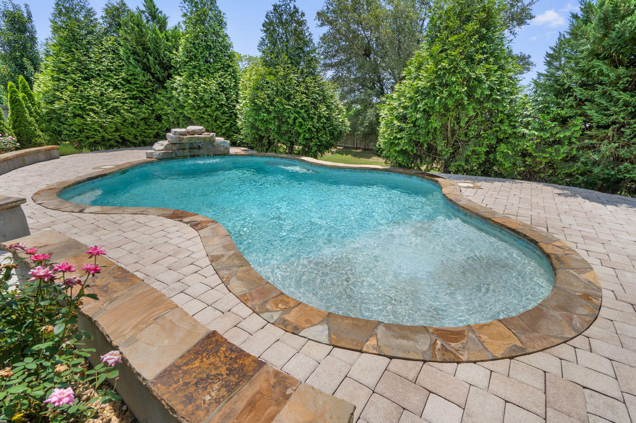 CARNEGIE HILLS - Residential