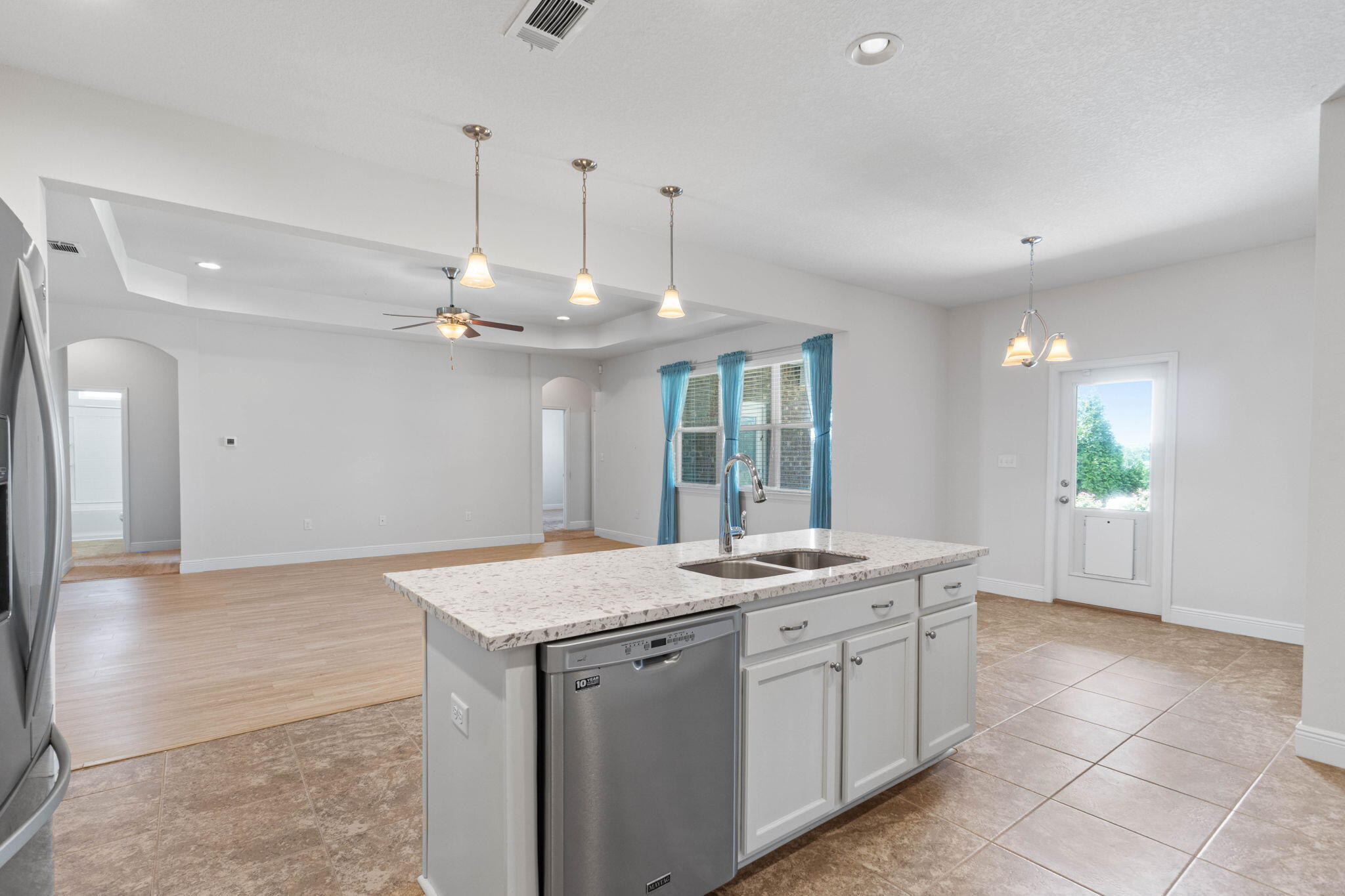 CARNEGIE HILLS - Residential