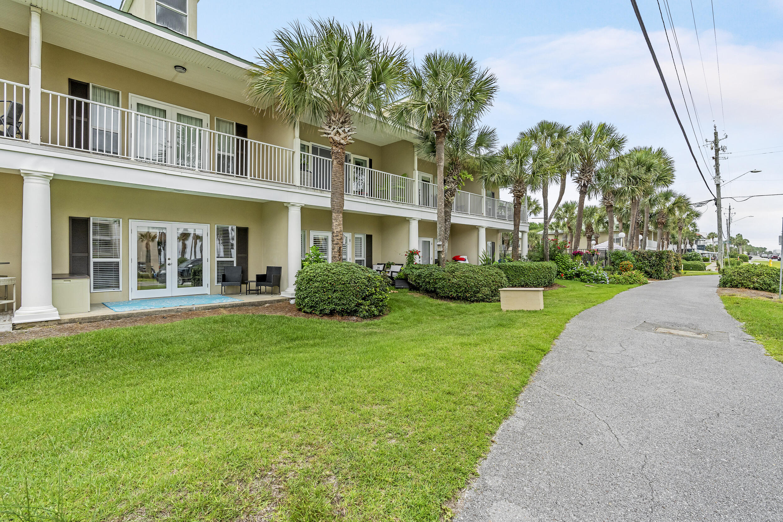 CARIBBEAN DUNES PH 1 - Residential