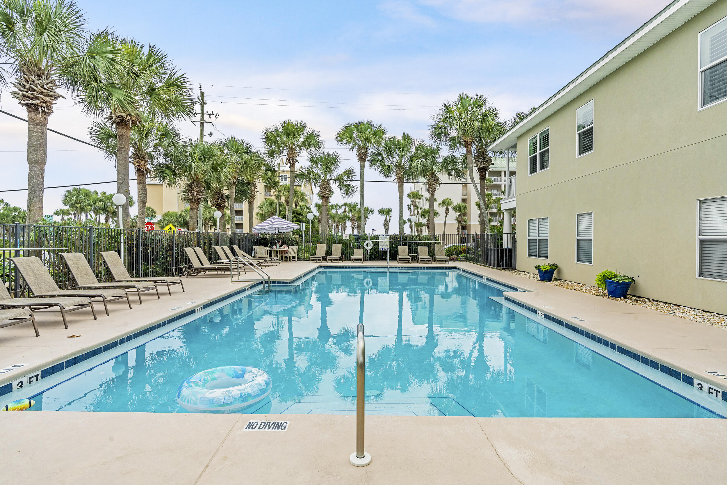 CARIBBEAN DUNES PH 1 - Residential