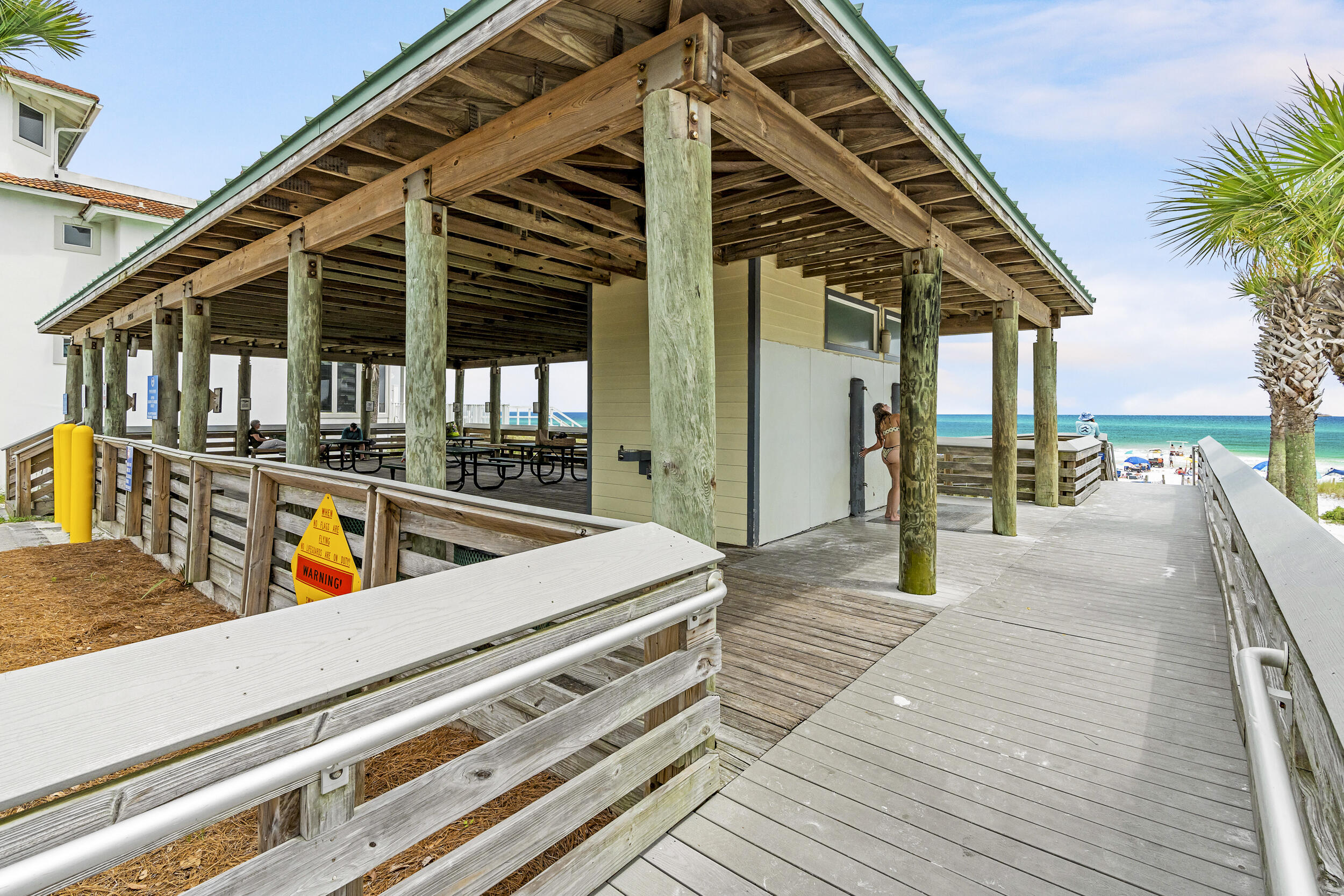 CARIBBEAN DUNES PH 1 - Residential