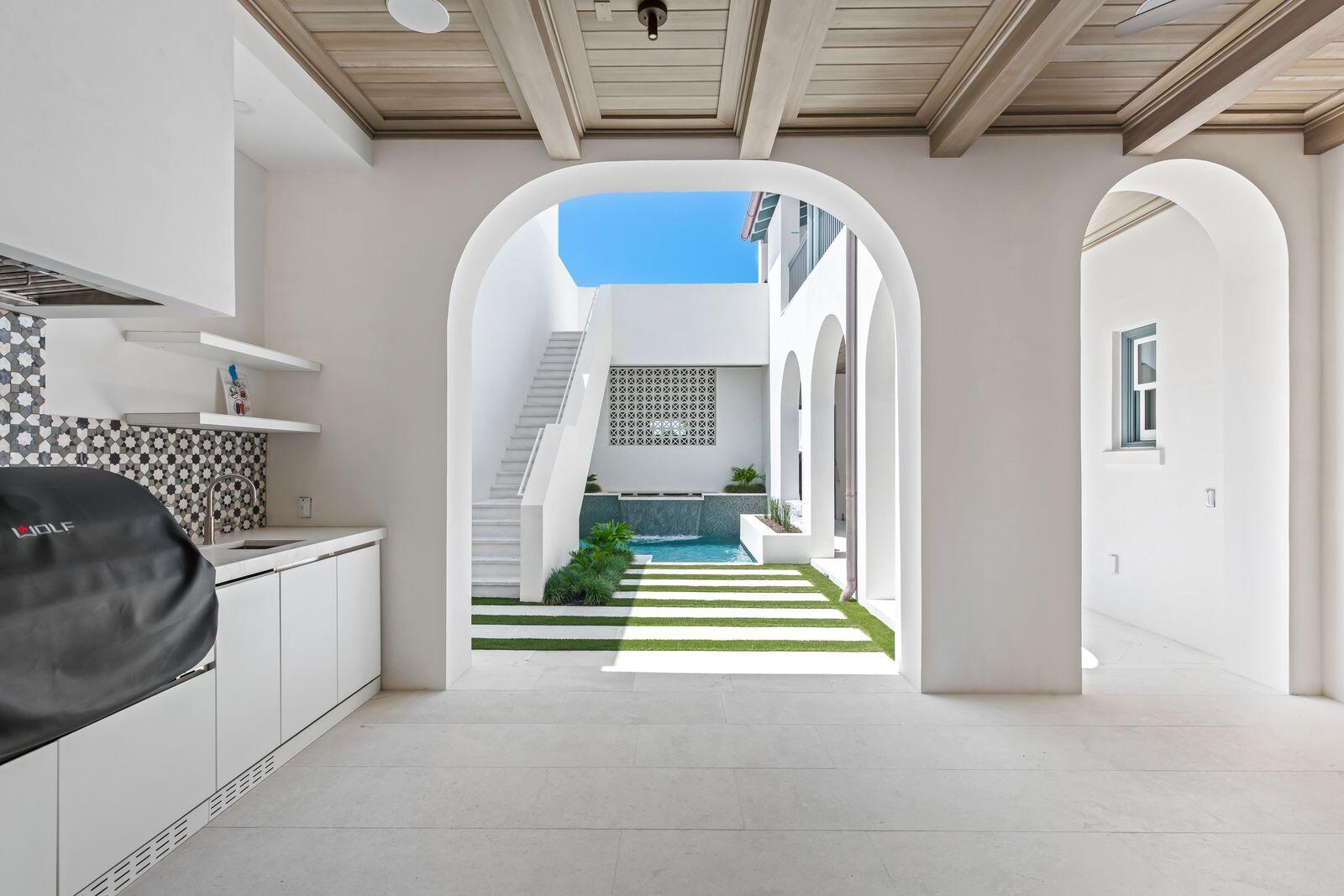 ALYS BEACH - Residential