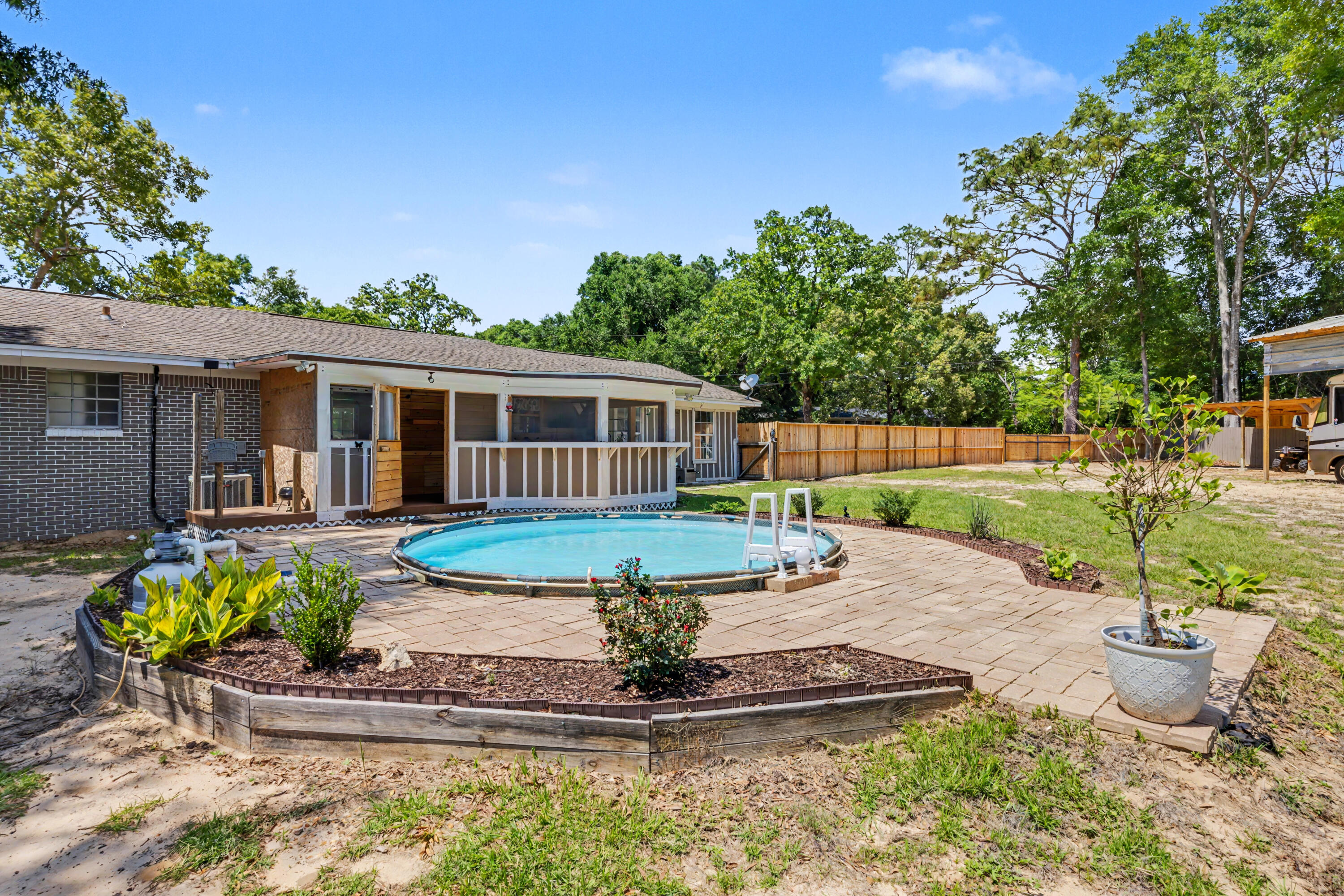 ADAMS POWELL - Residential