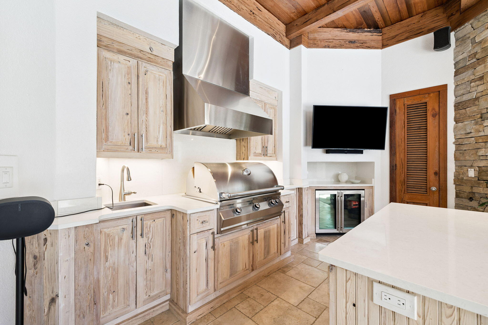 BURNT PINE - Residential