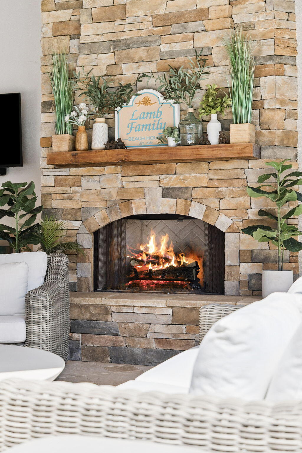 BURNT PINE - Residential