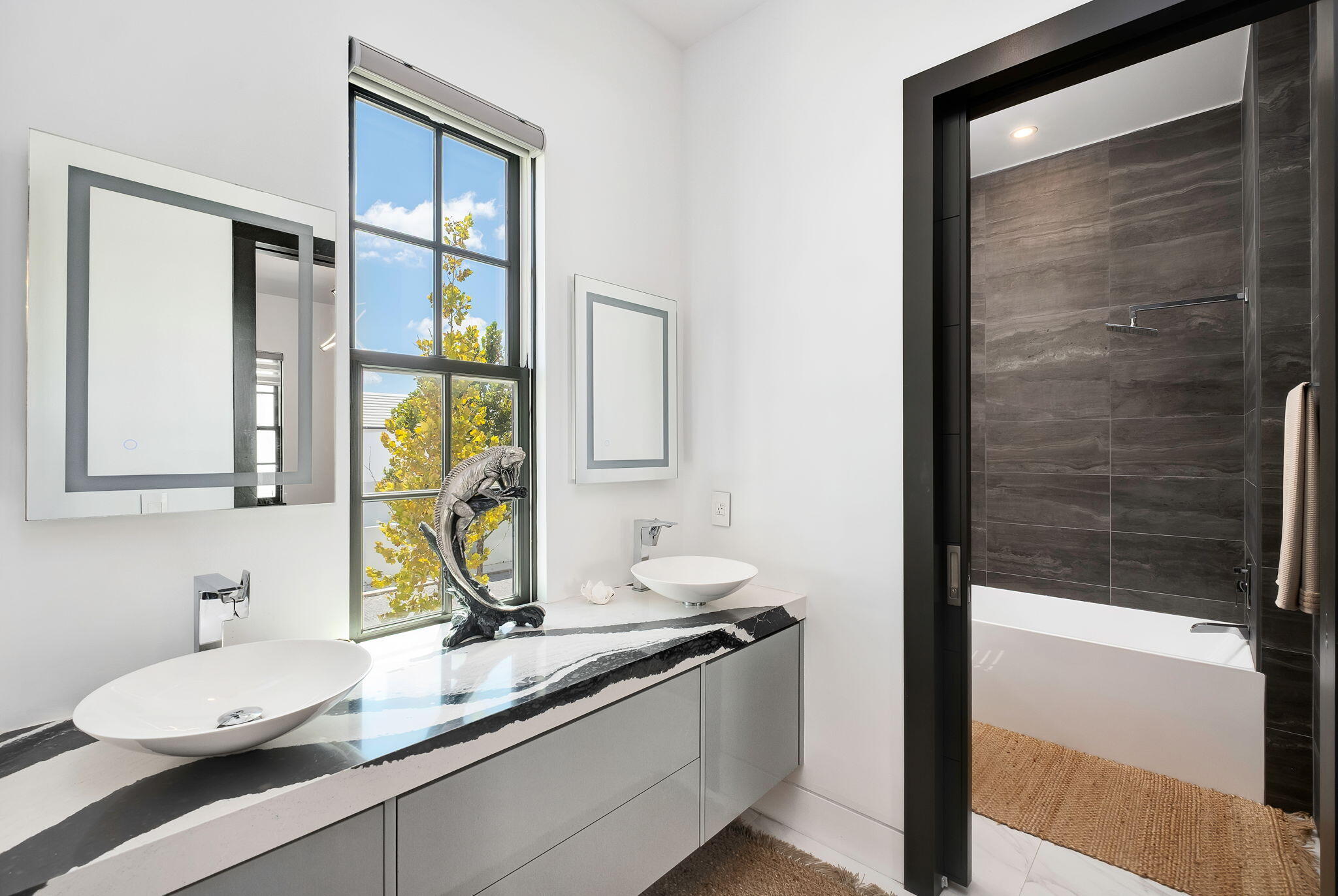 ALYS BEACH - Residential