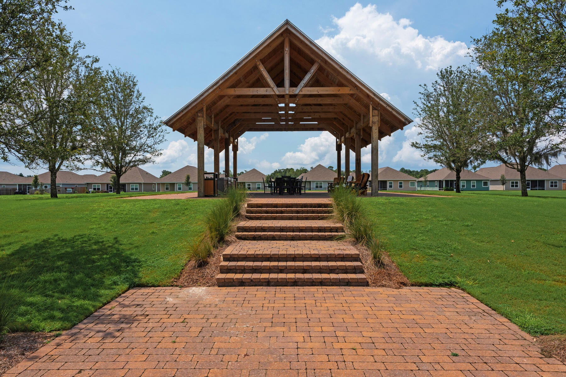 HAMMOCK BAY - STARBURST - Residential