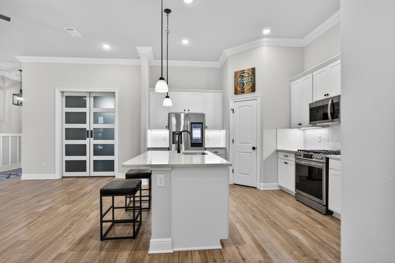HAMMOCK BAY - STARBURST - Residential