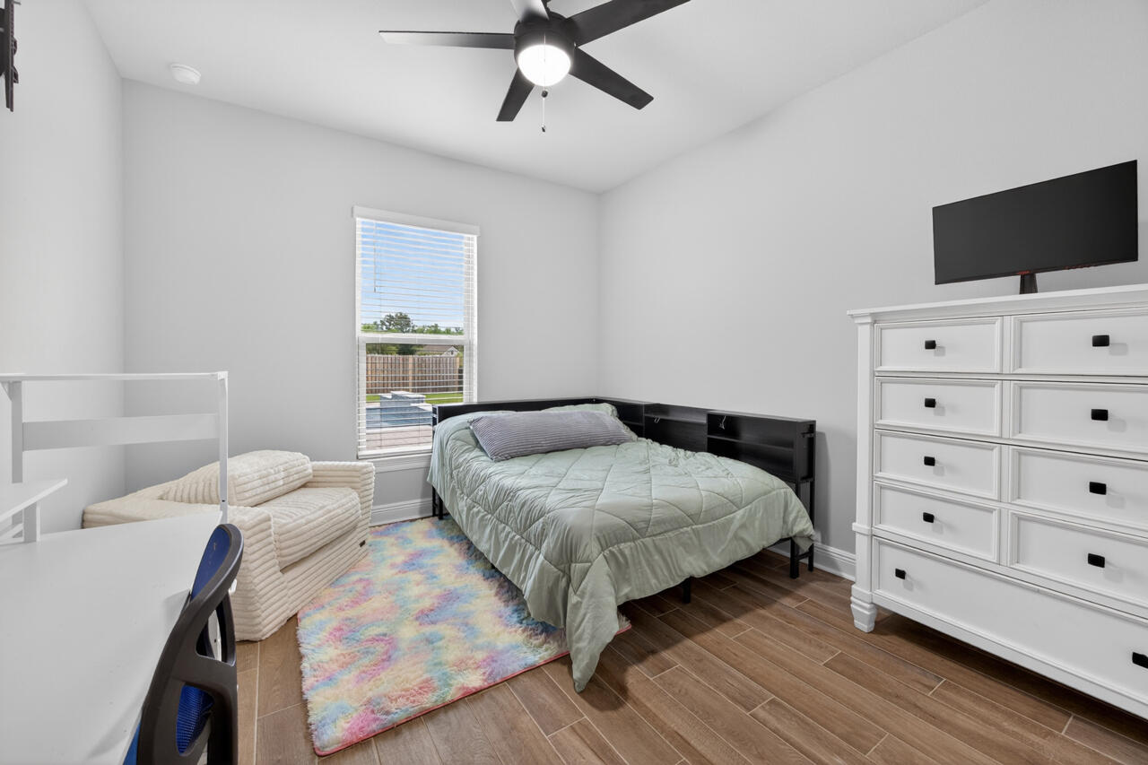HAMMOCK BAY - STARBURST - Residential