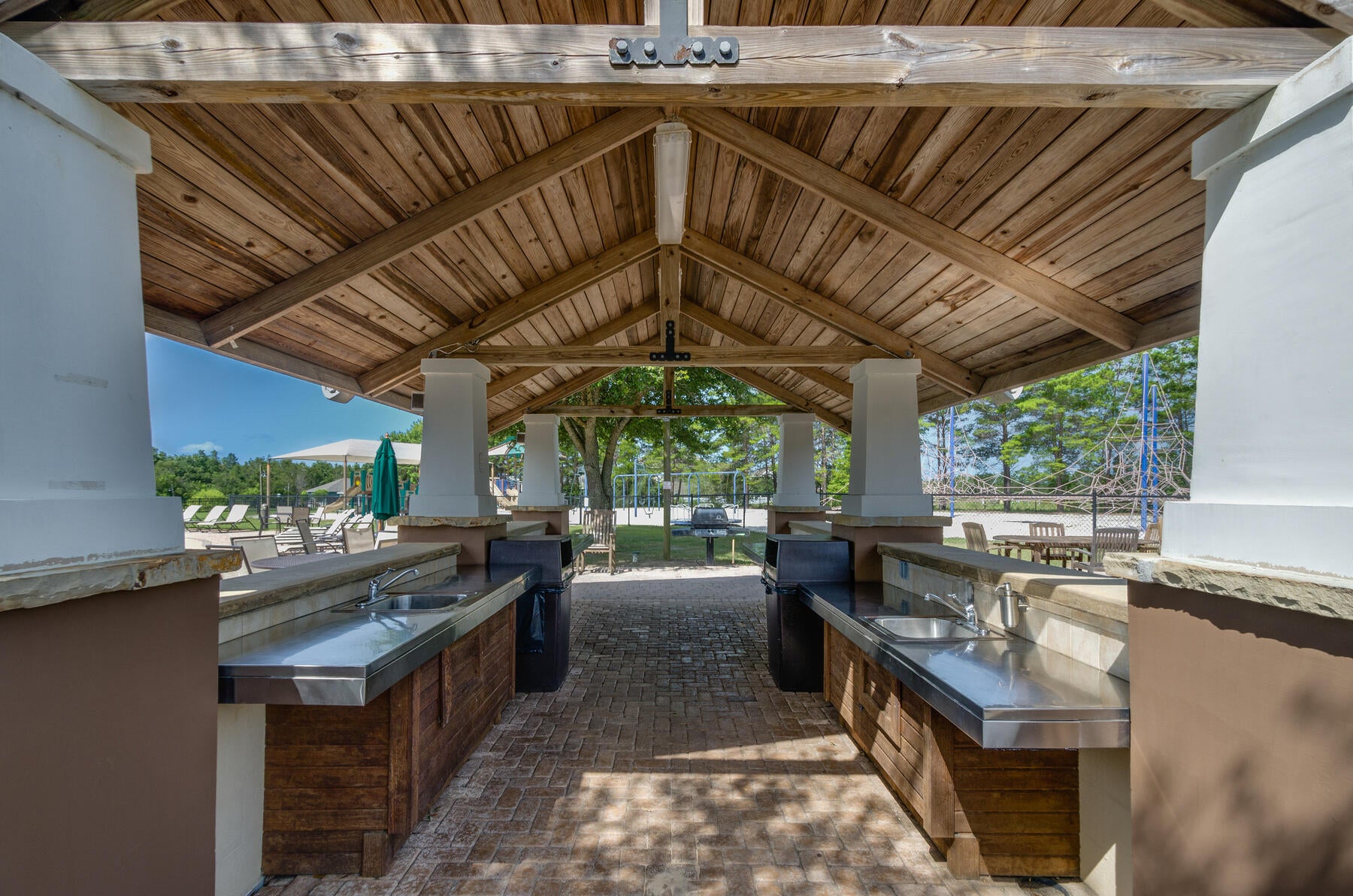 HAMMOCK BAY - STARBURST - Residential