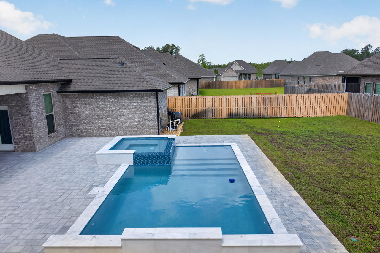 HAMMOCK BAY - STARBURST - Residential
