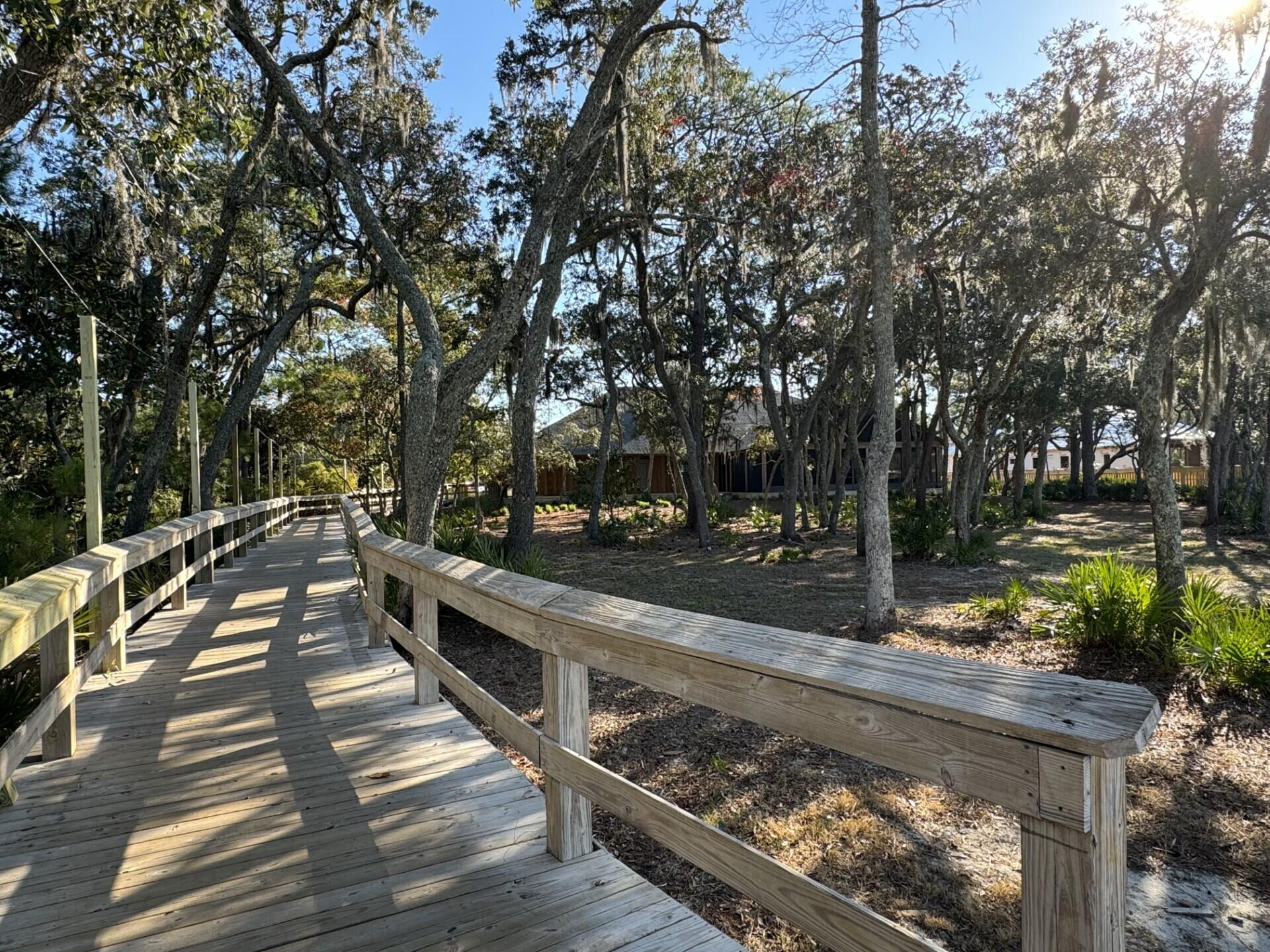 HAMMOCK BAY - STARBURST - Residential
