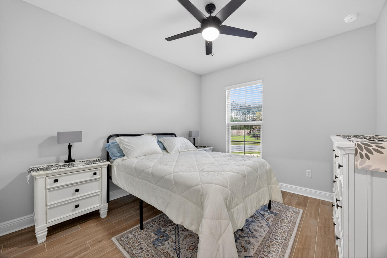 HAMMOCK BAY - STARBURST - Residential