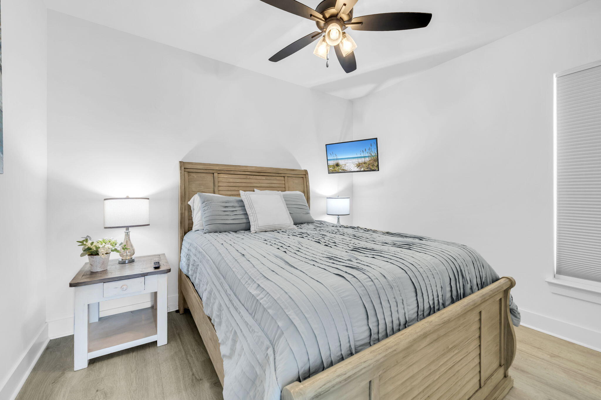 HOLIDAY BEACH - Residential