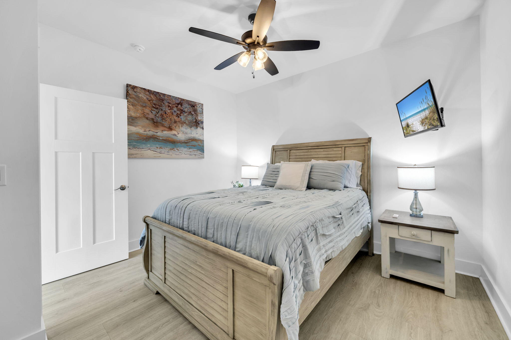 HOLIDAY BEACH - Residential