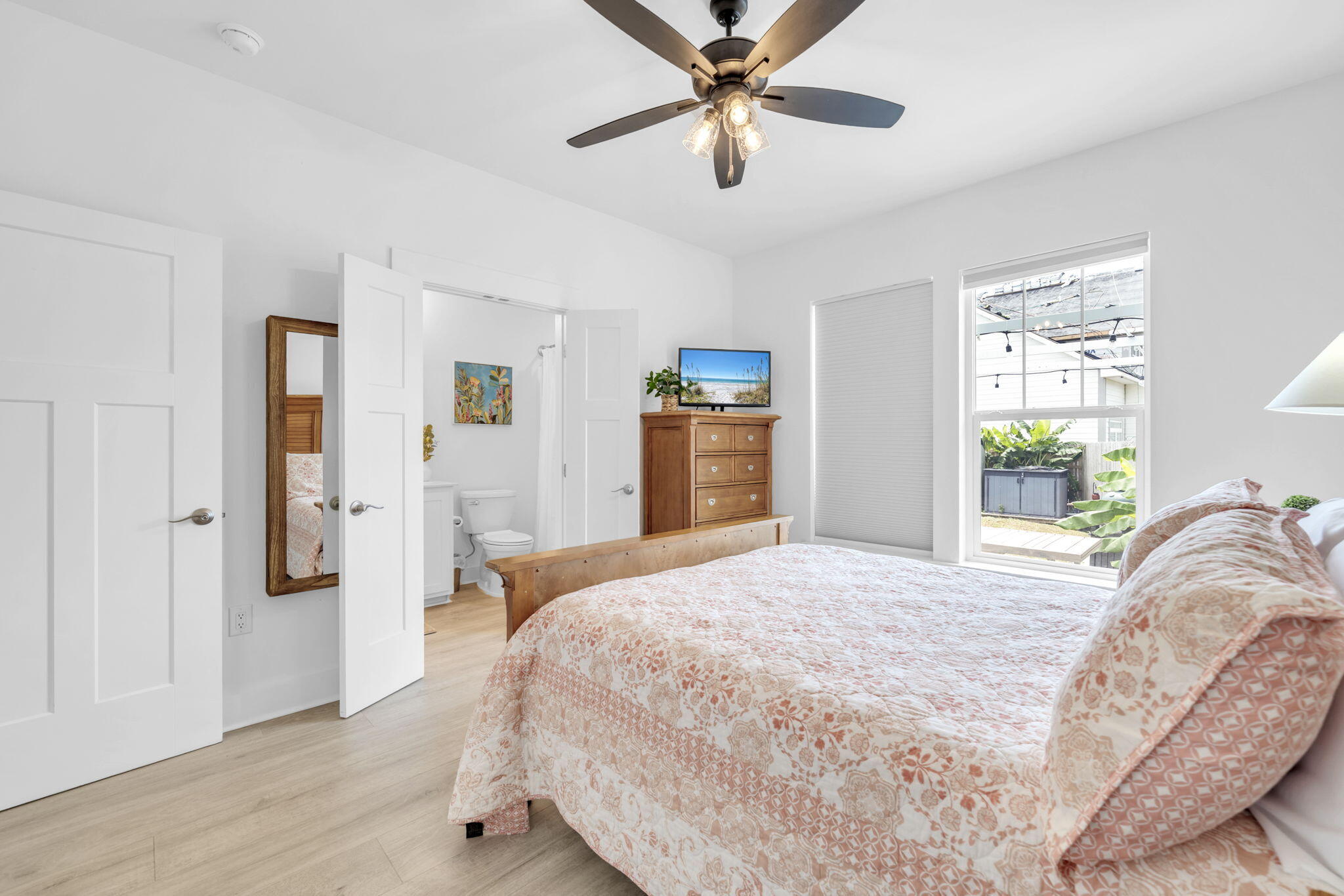 HOLIDAY BEACH - Residential