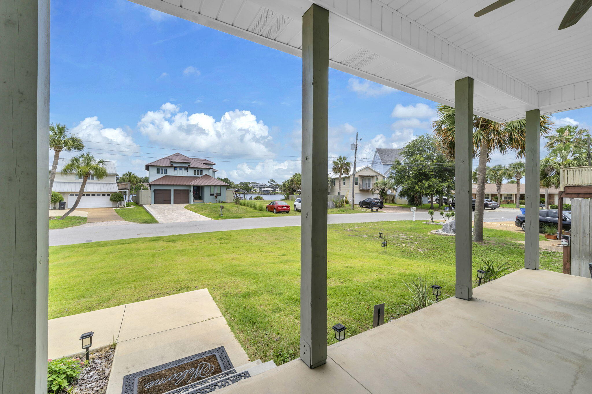 HOLIDAY BEACH - Residential