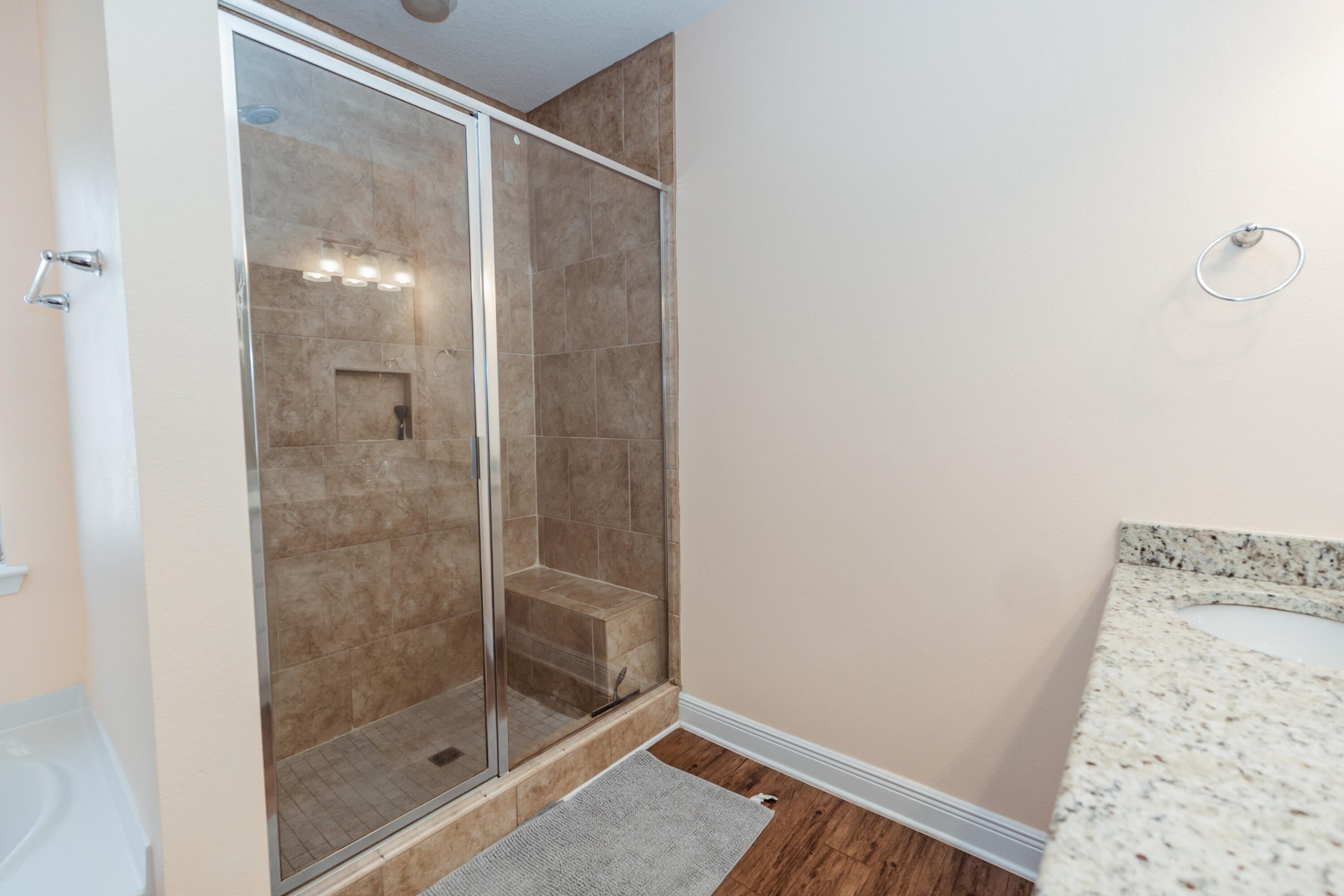 Redstone Commons - Residential Lease