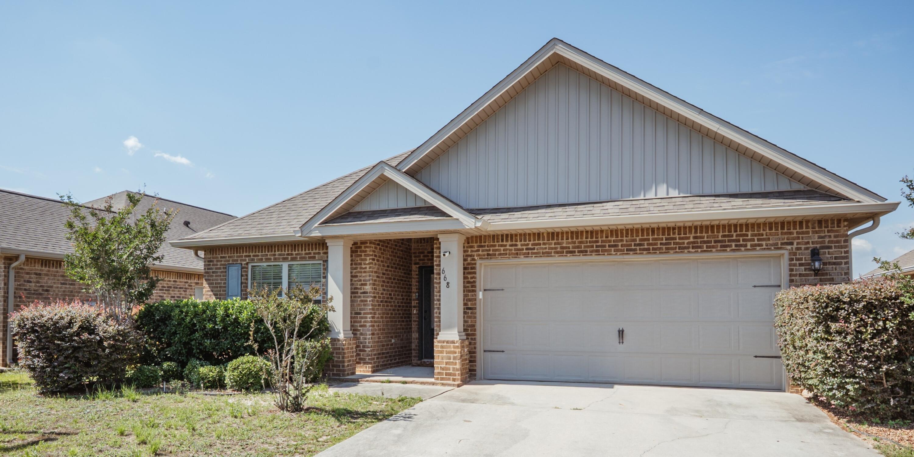 Redstone Commons - Residential Lease