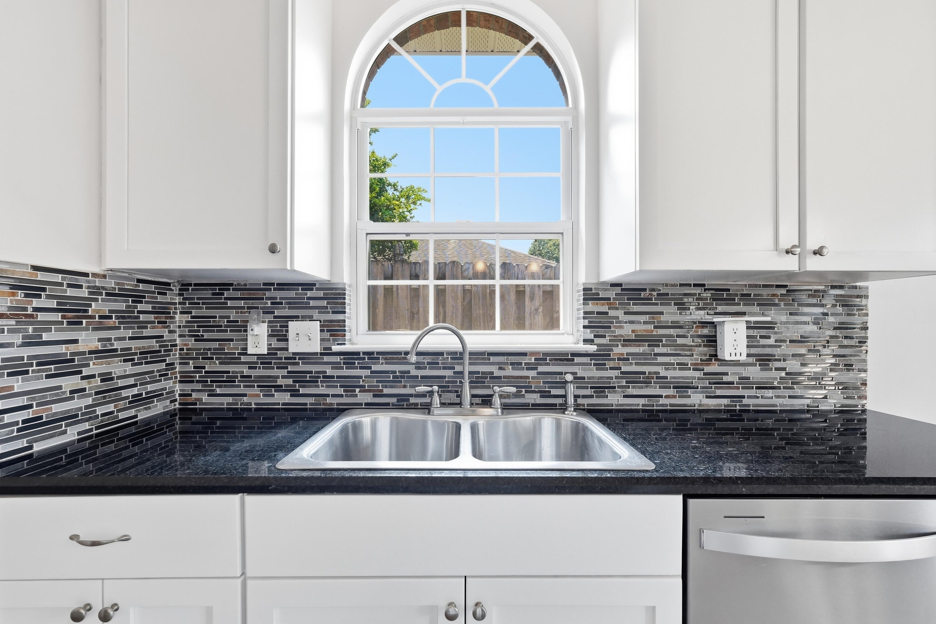 PARKWOOD COVE AT BLUEWATER BAY - Residential