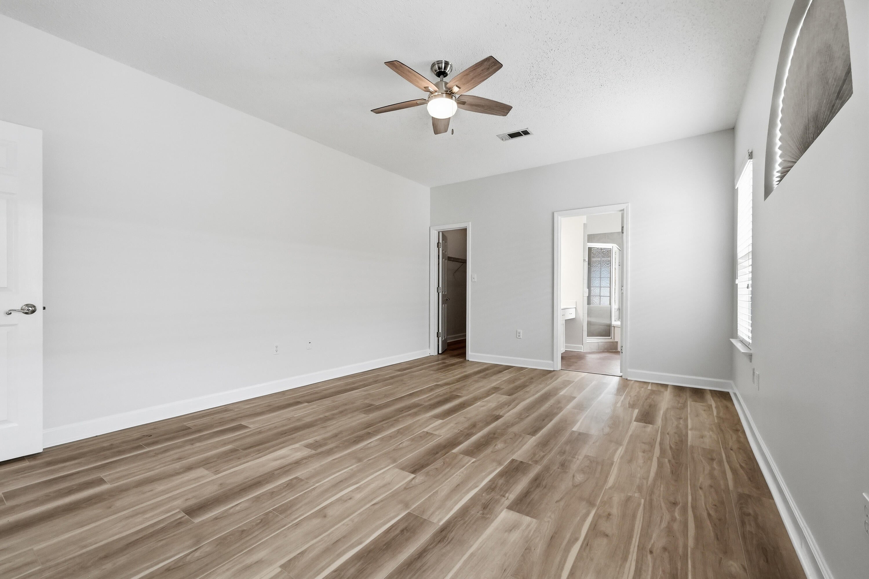 PARKWOOD COVE AT BLUEWATER BAY - Residential
