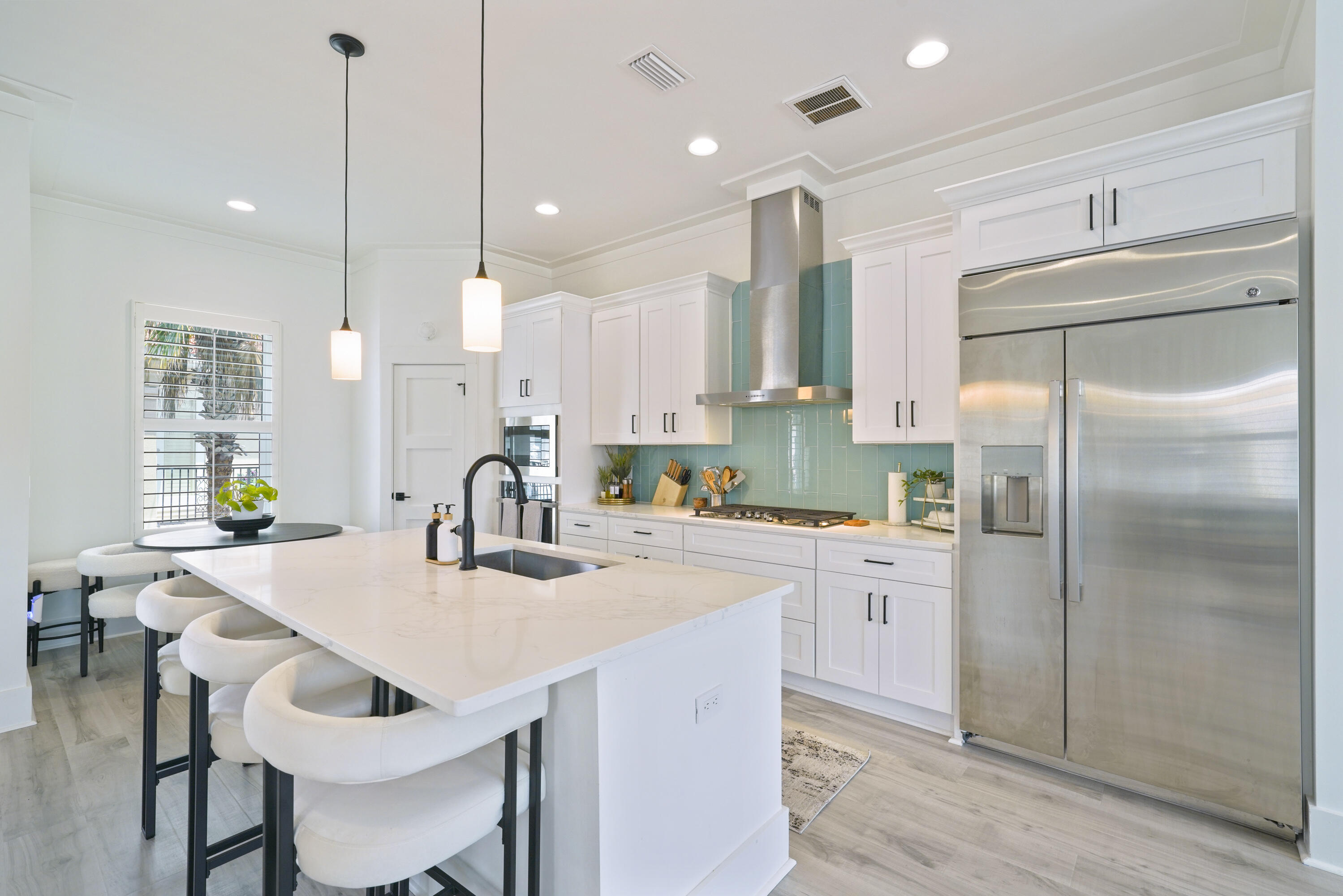 CALUSA BAY S/D - Residential Lease