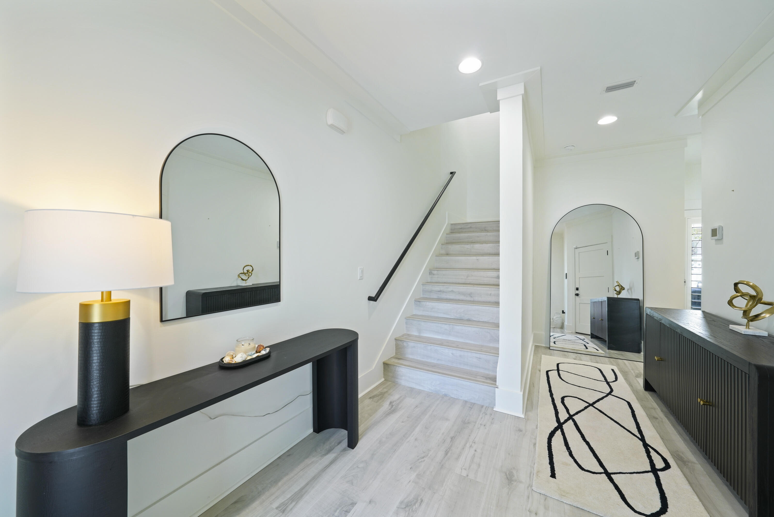 CALUSA BAY S/D - Residential Lease