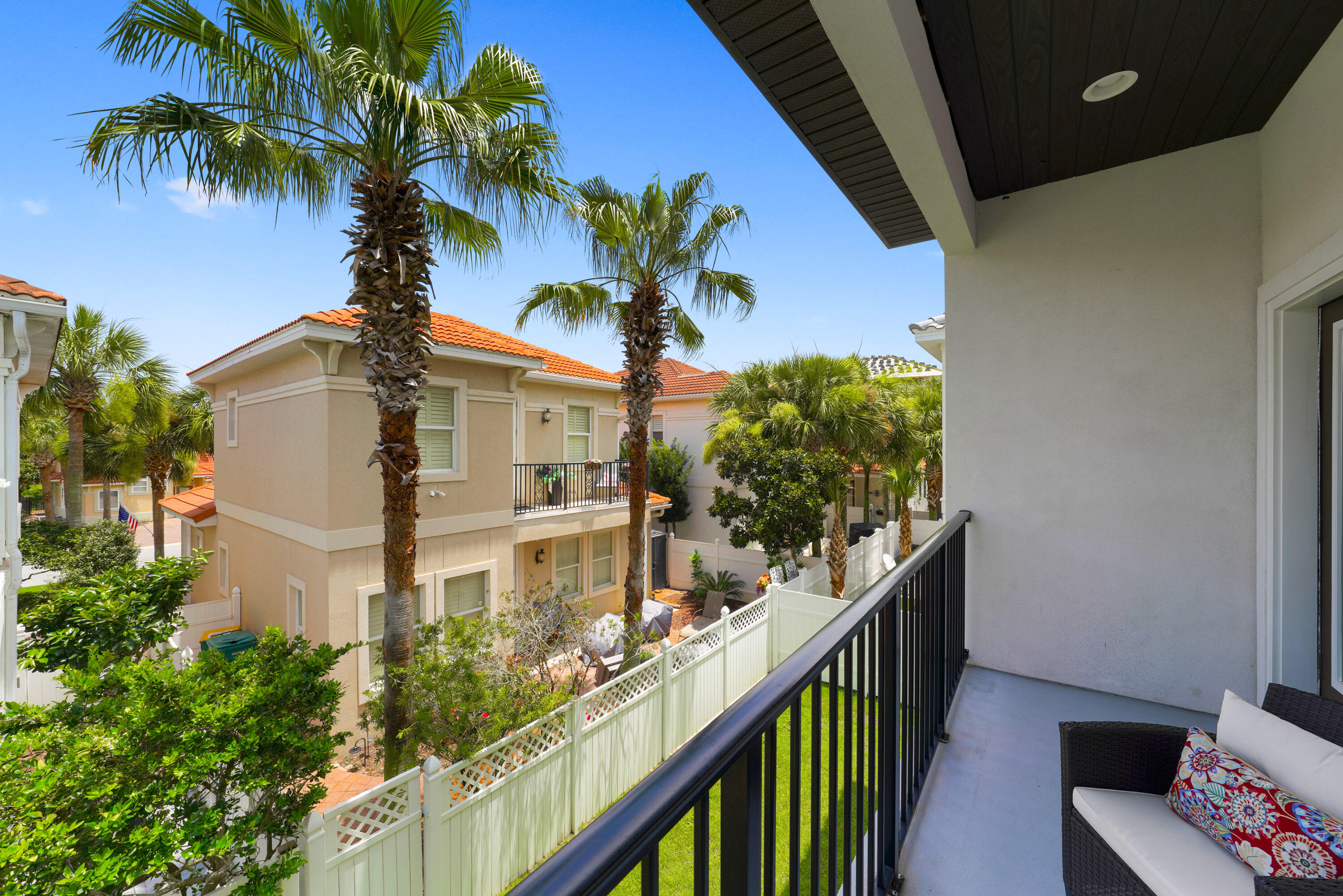 CALUSA BAY S/D - Residential Lease