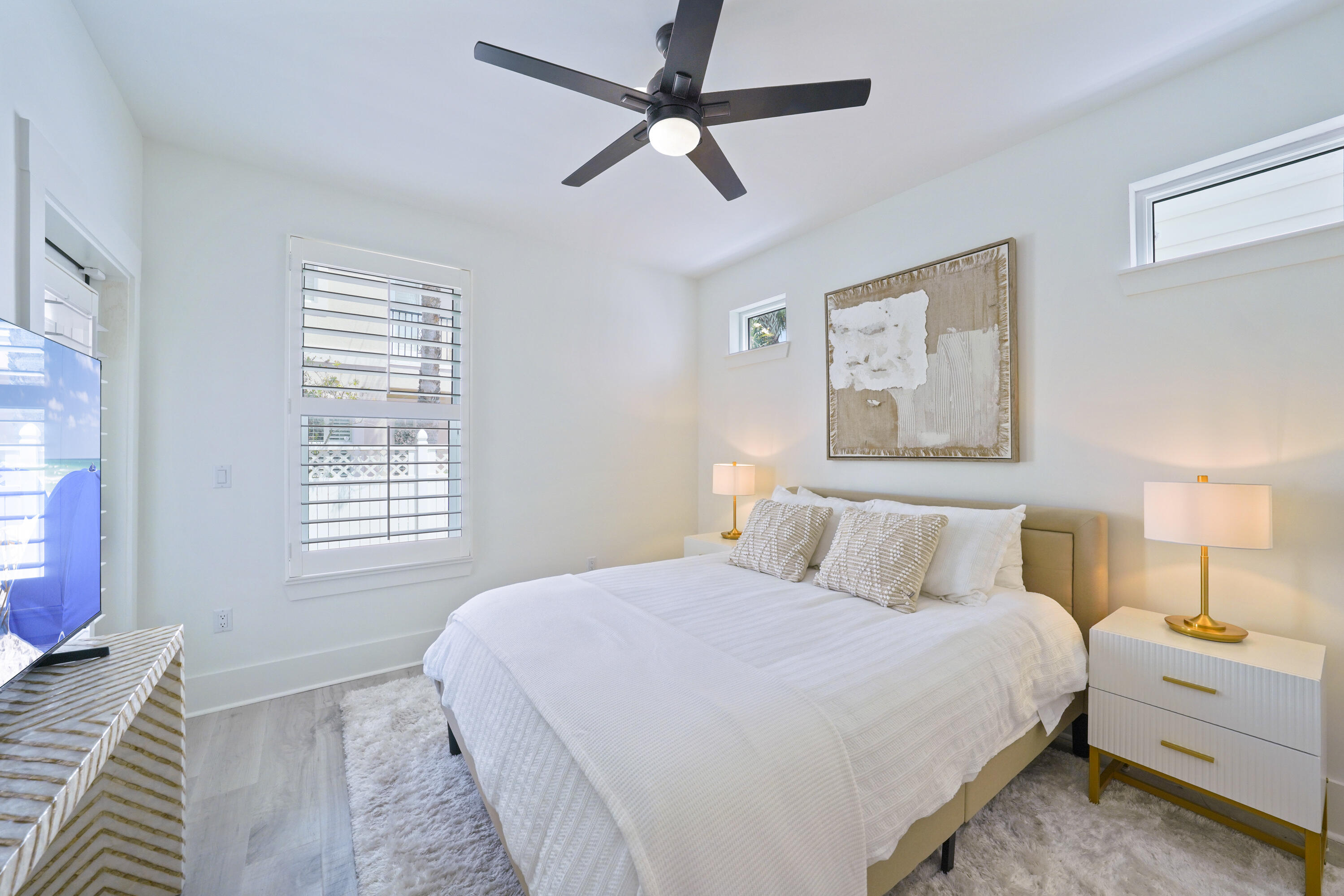 CALUSA BAY S/D - Residential Lease