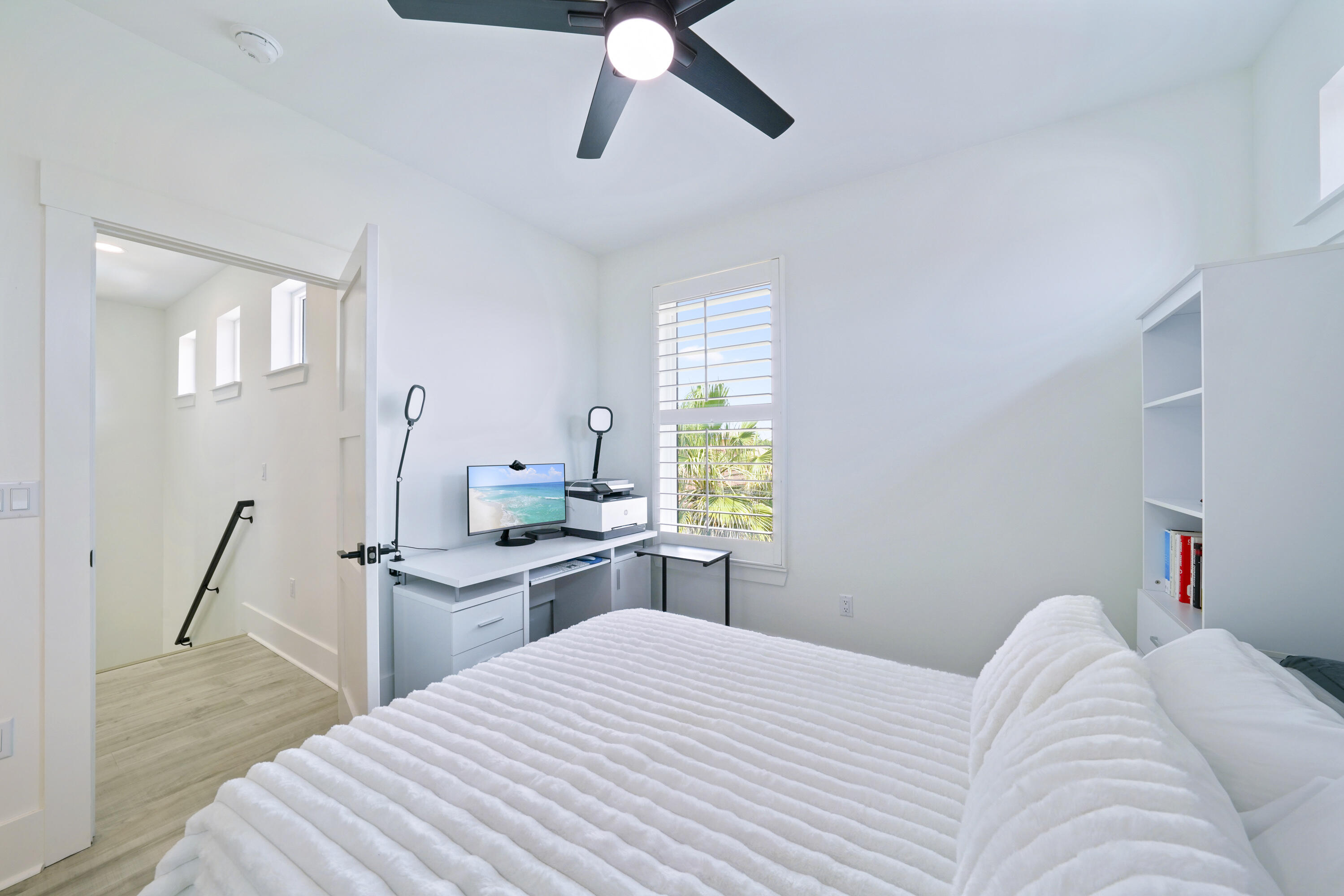 CALUSA BAY S/D - Residential Lease