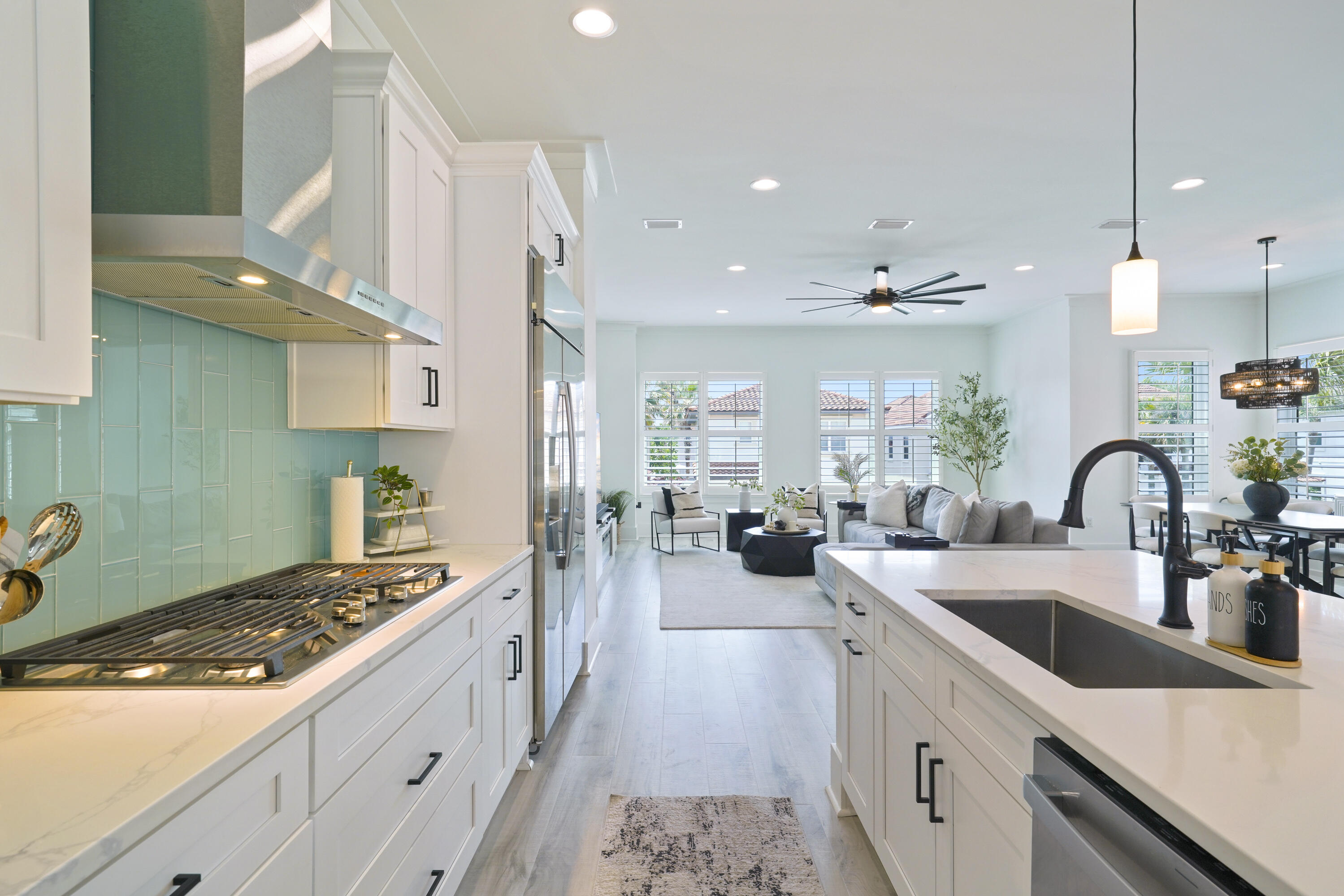 CALUSA BAY S/D - Residential Lease