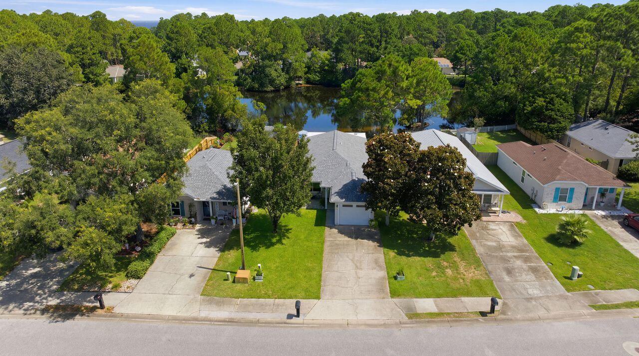 SHADOW LAKES - Residential