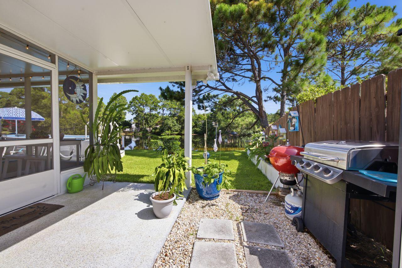 SHADOW LAKES - Residential