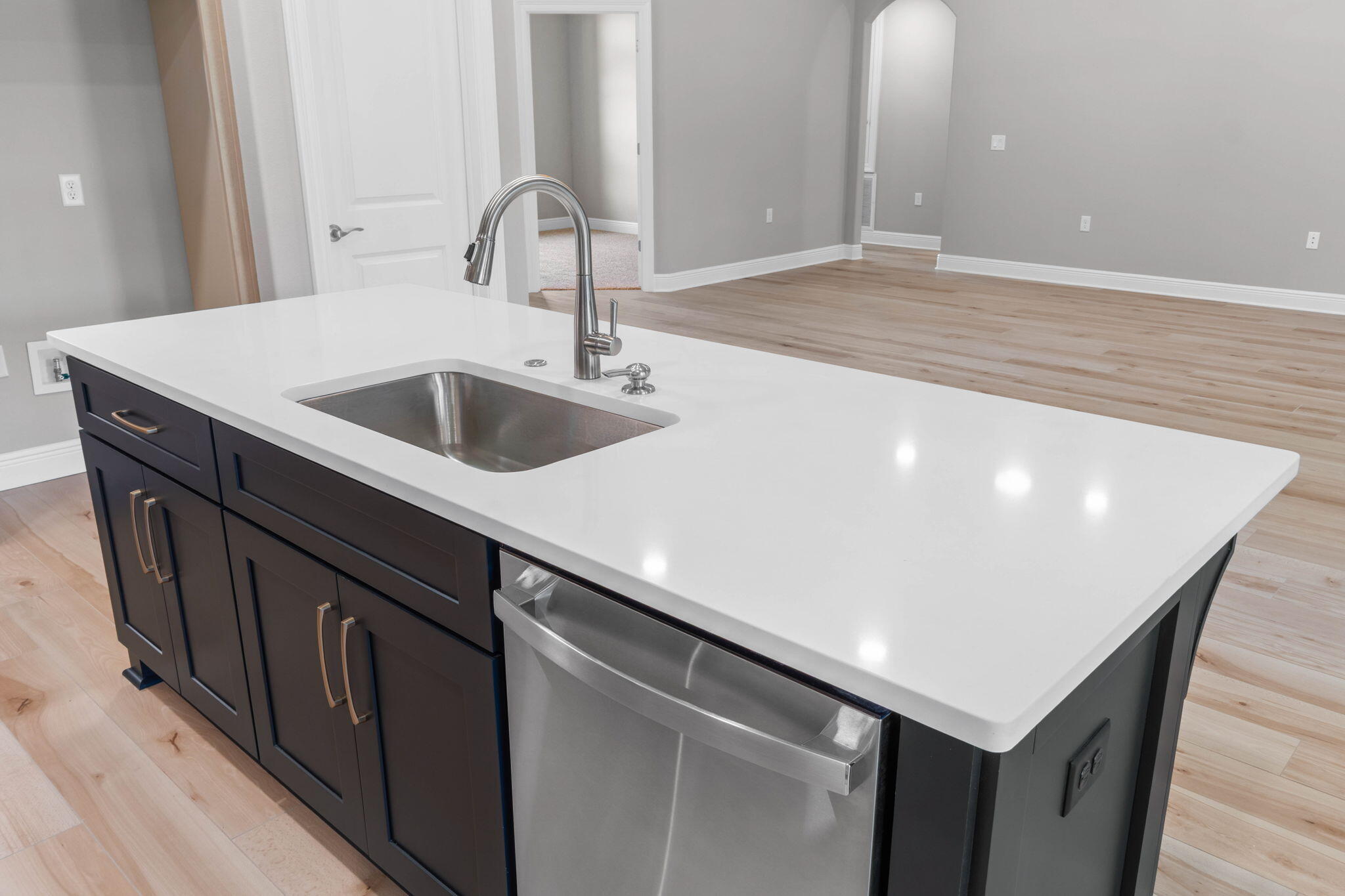 HOLLEY BY THE SEA - Residential