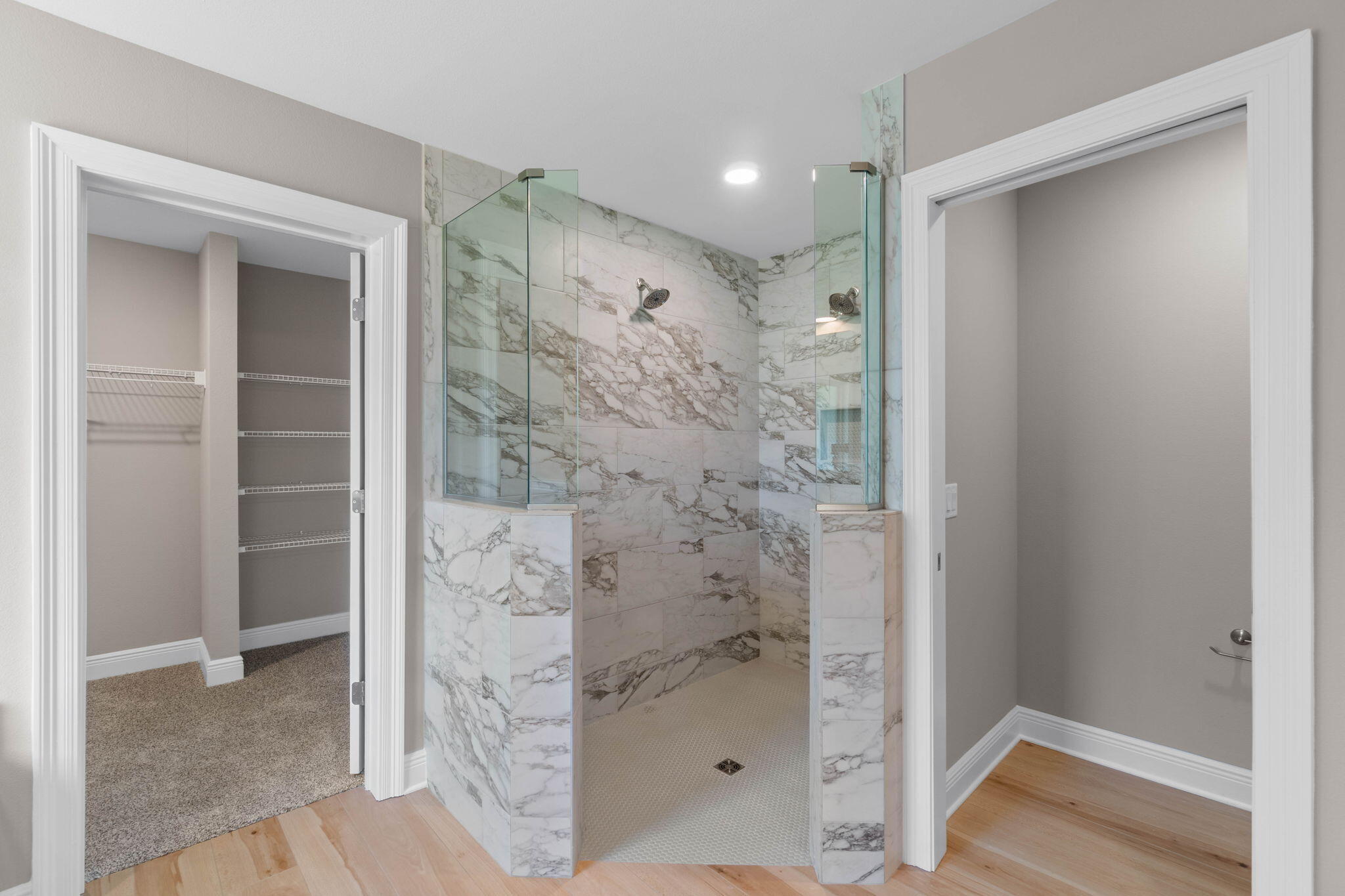 HOLLEY BY THE SEA - Residential