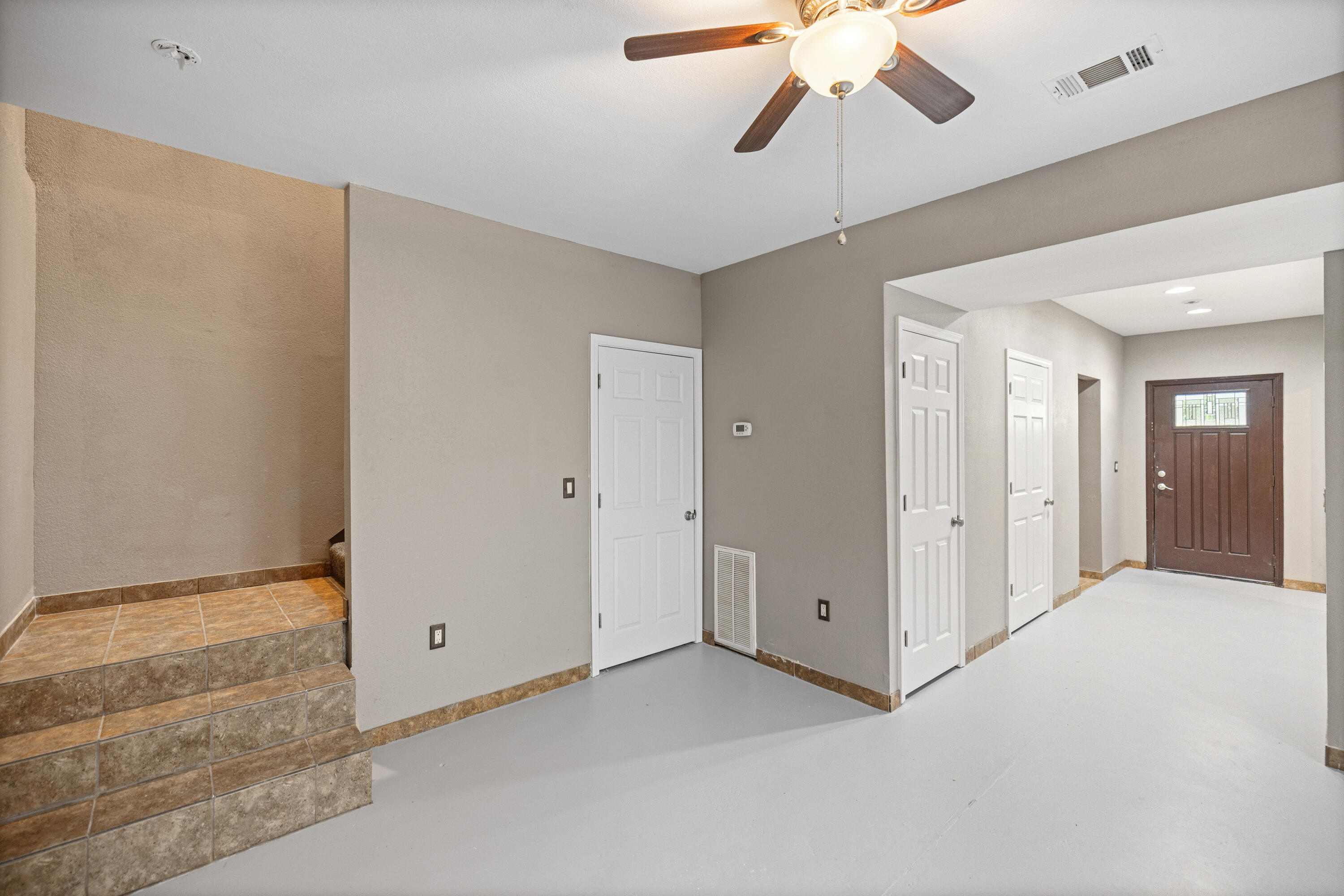 FLORIDA HEIGHTS - Residential
