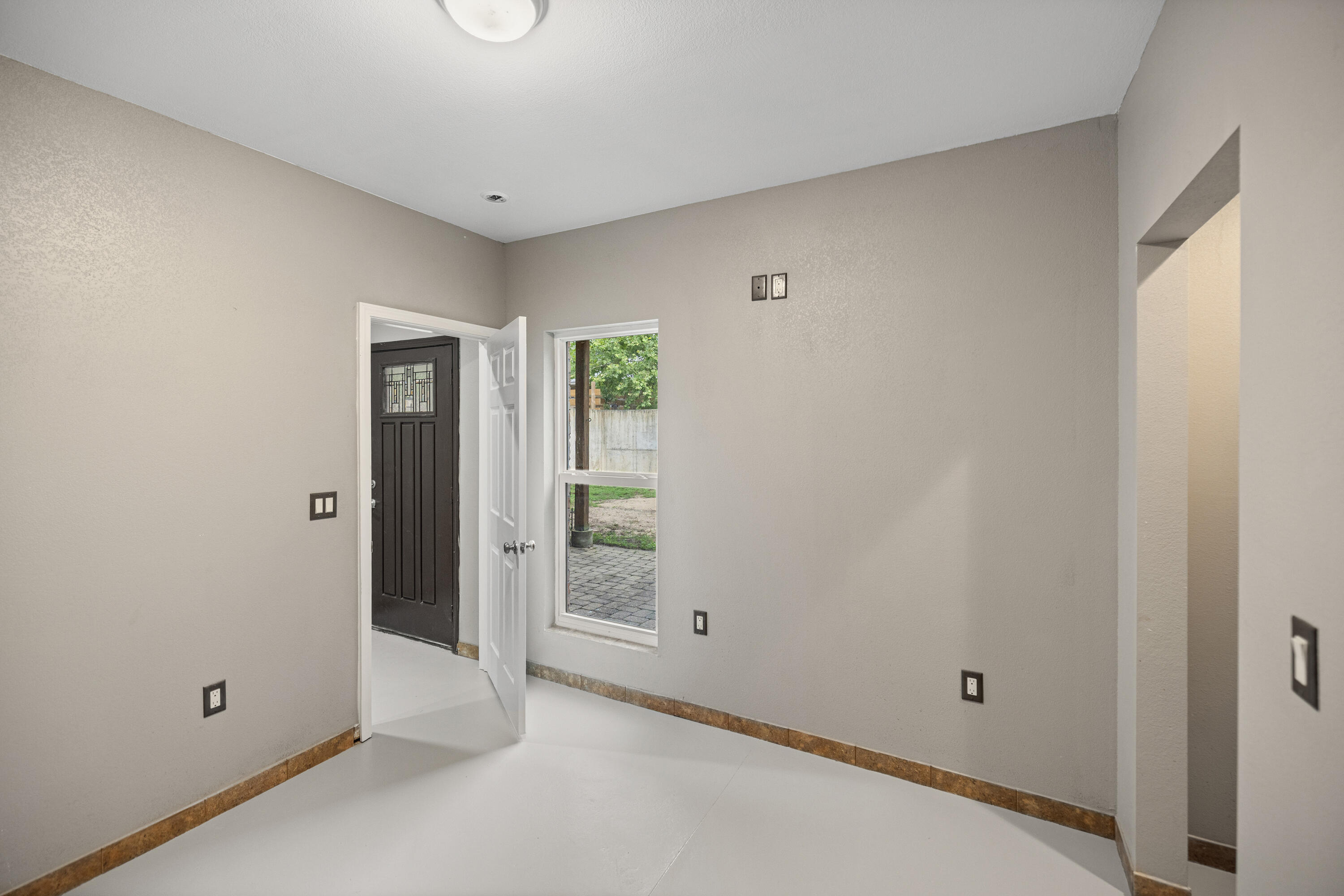 FLORIDA HEIGHTS - Residential