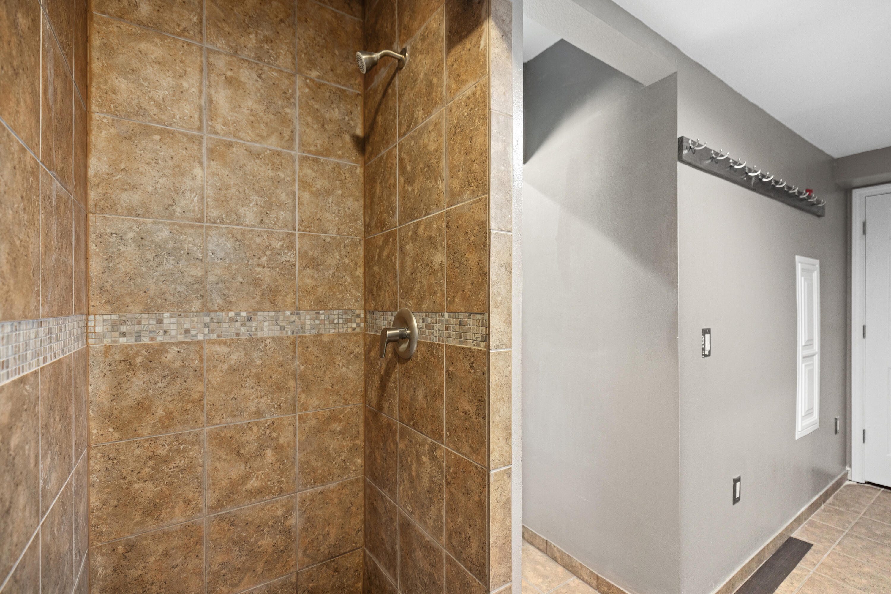 FLORIDA HEIGHTS - Residential