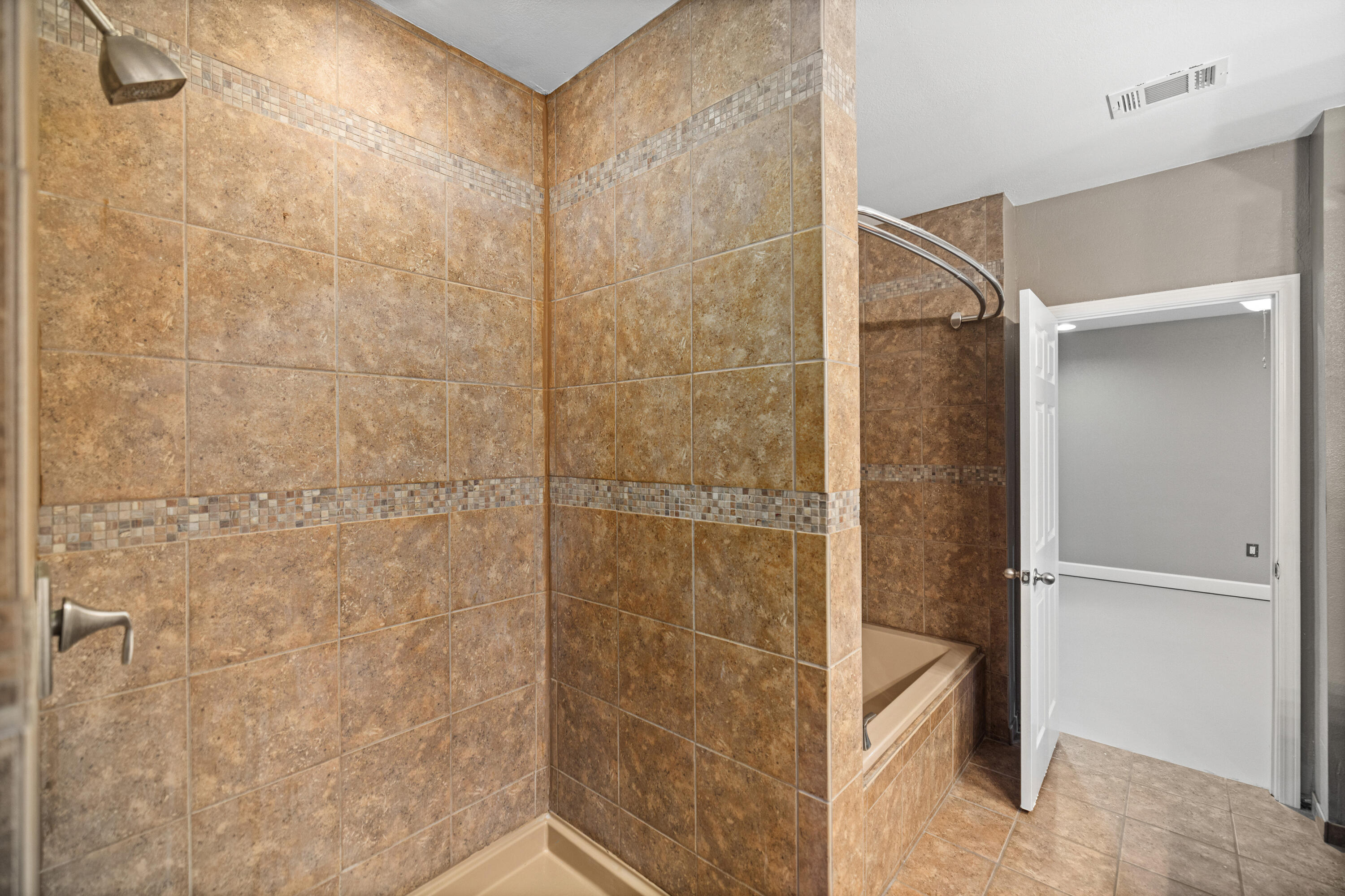 FLORIDA HEIGHTS - Residential