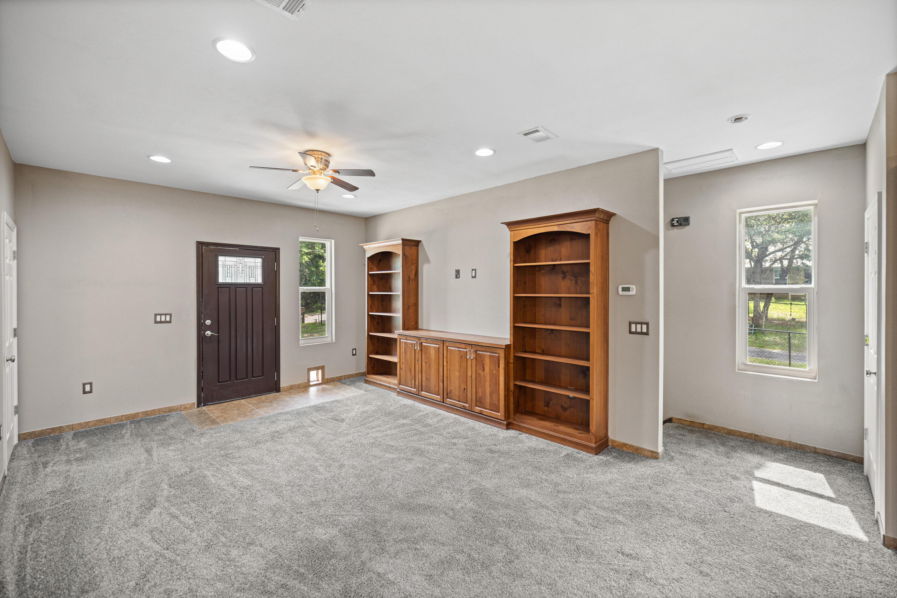 FLORIDA HEIGHTS - Residential